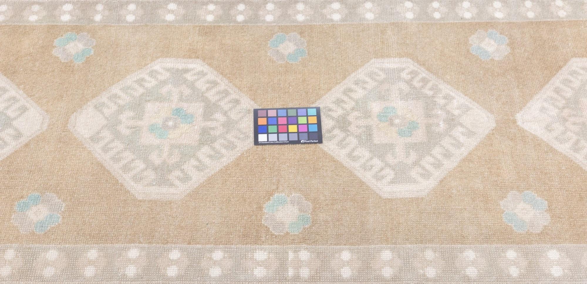 Oushak Rug 2'8'' x 7'0