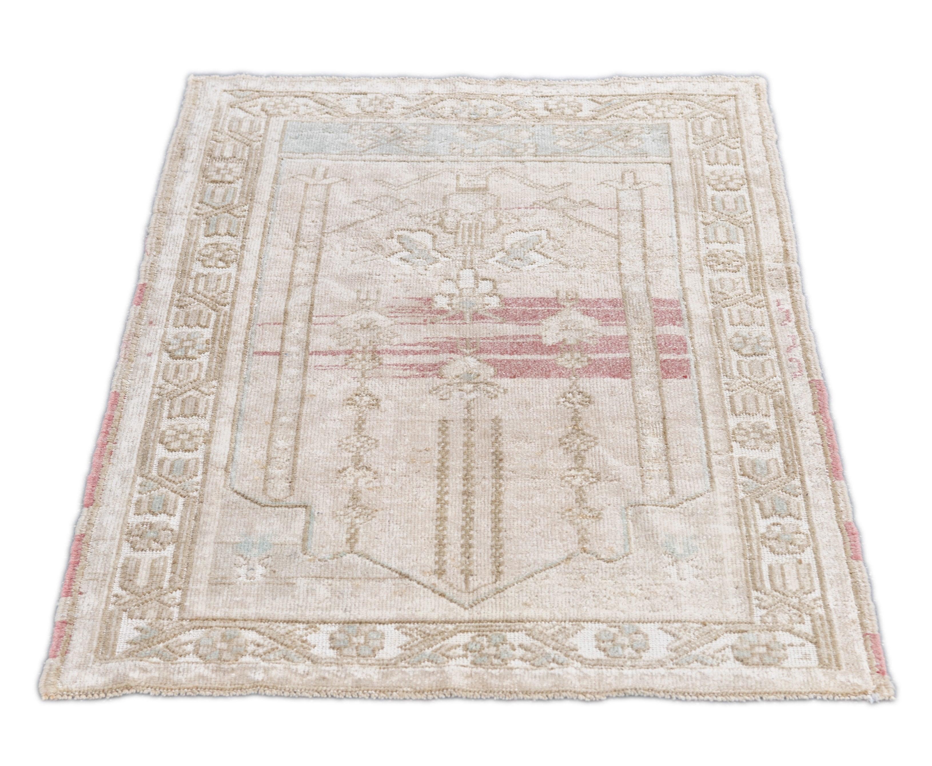 Oushak Rug 2'9'' x 4'0