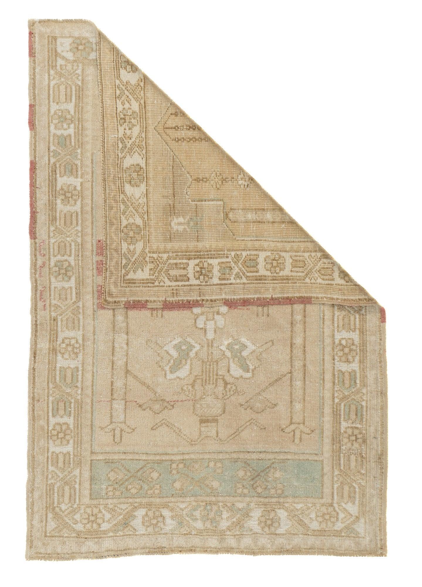 Oushak Rug 2'9'' x 4'0