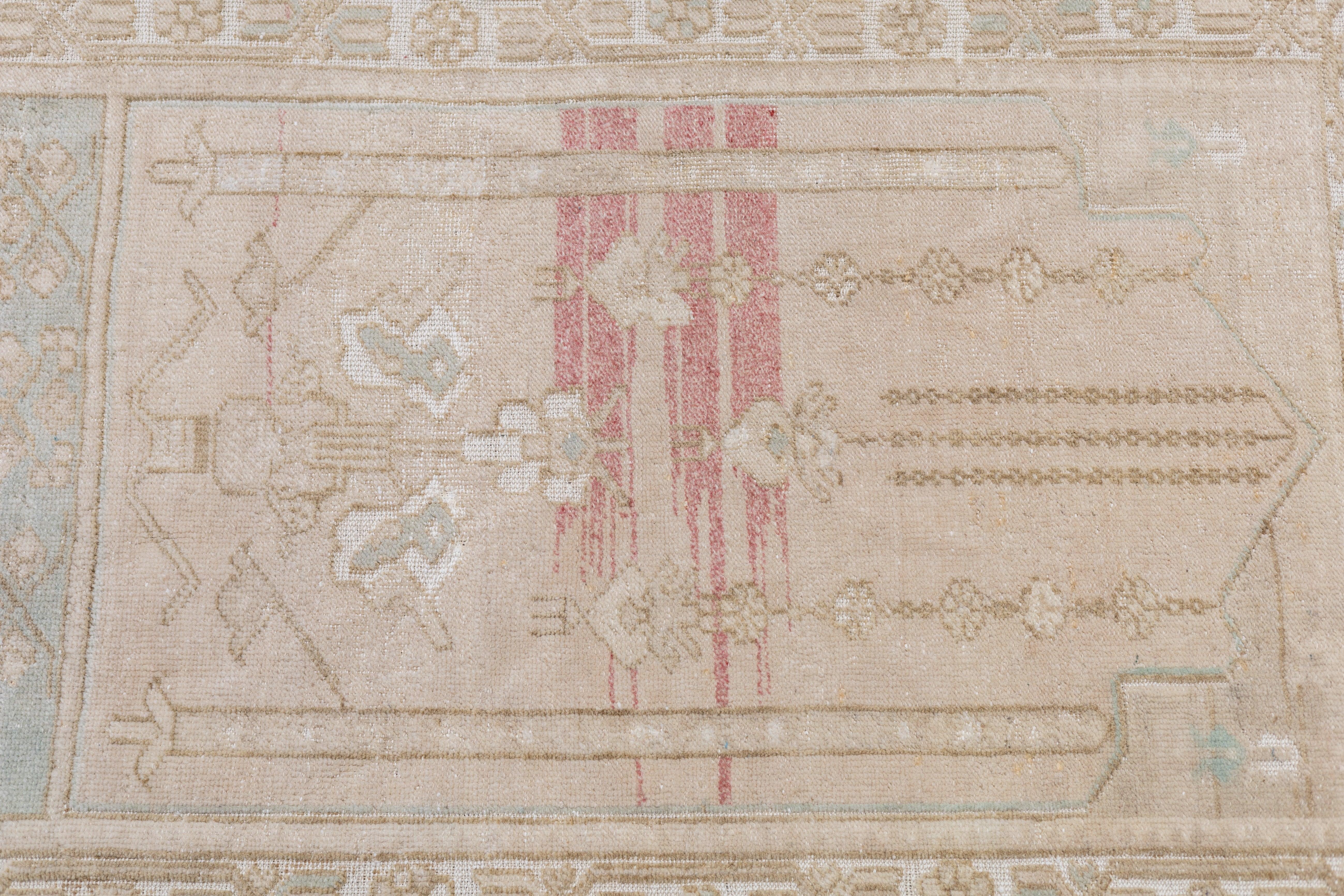 Oushak Rug 2'9'' x 4'0