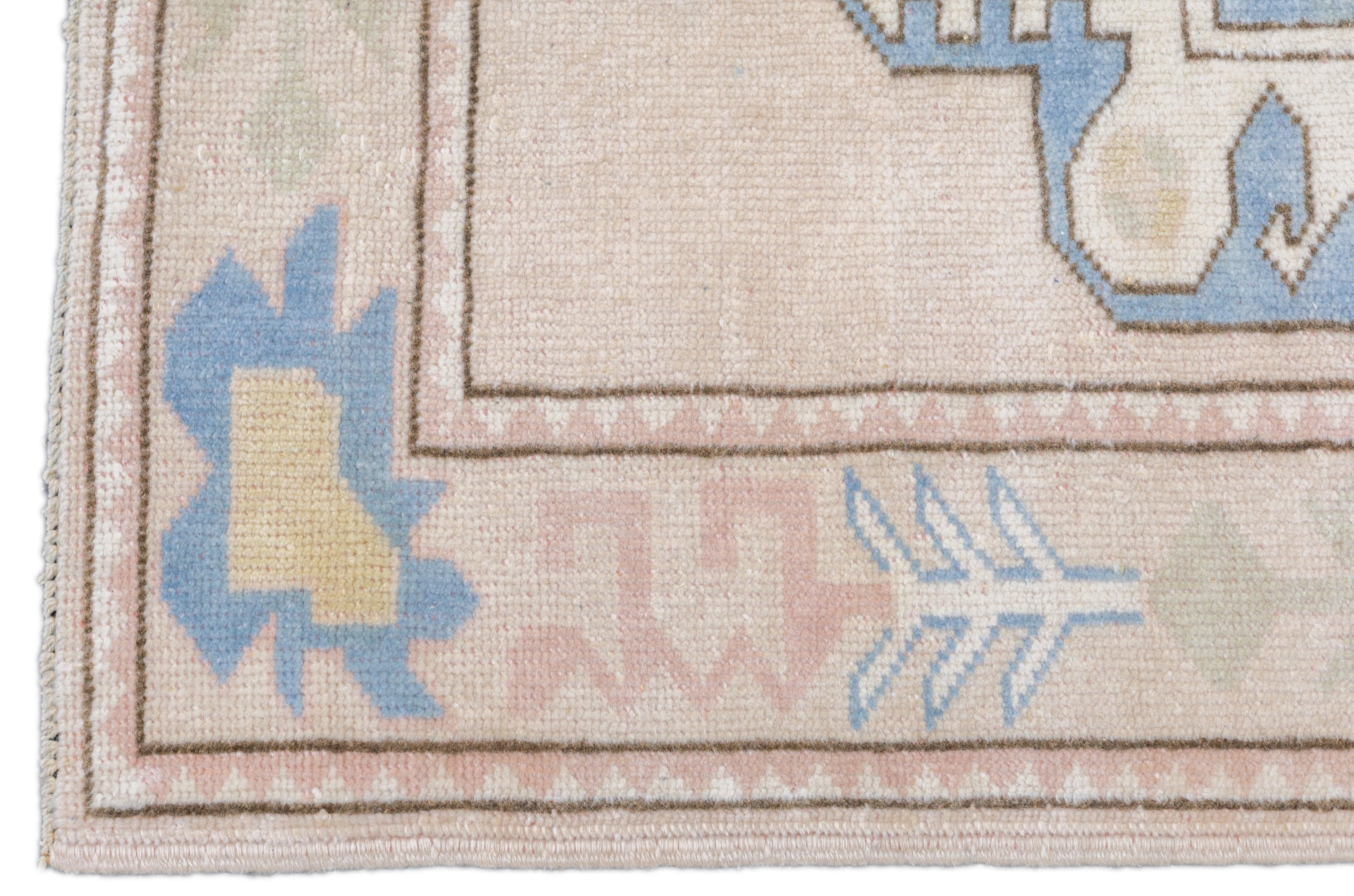 Tappeto Oushak 3'0'' x 3'11'' in vendita 1