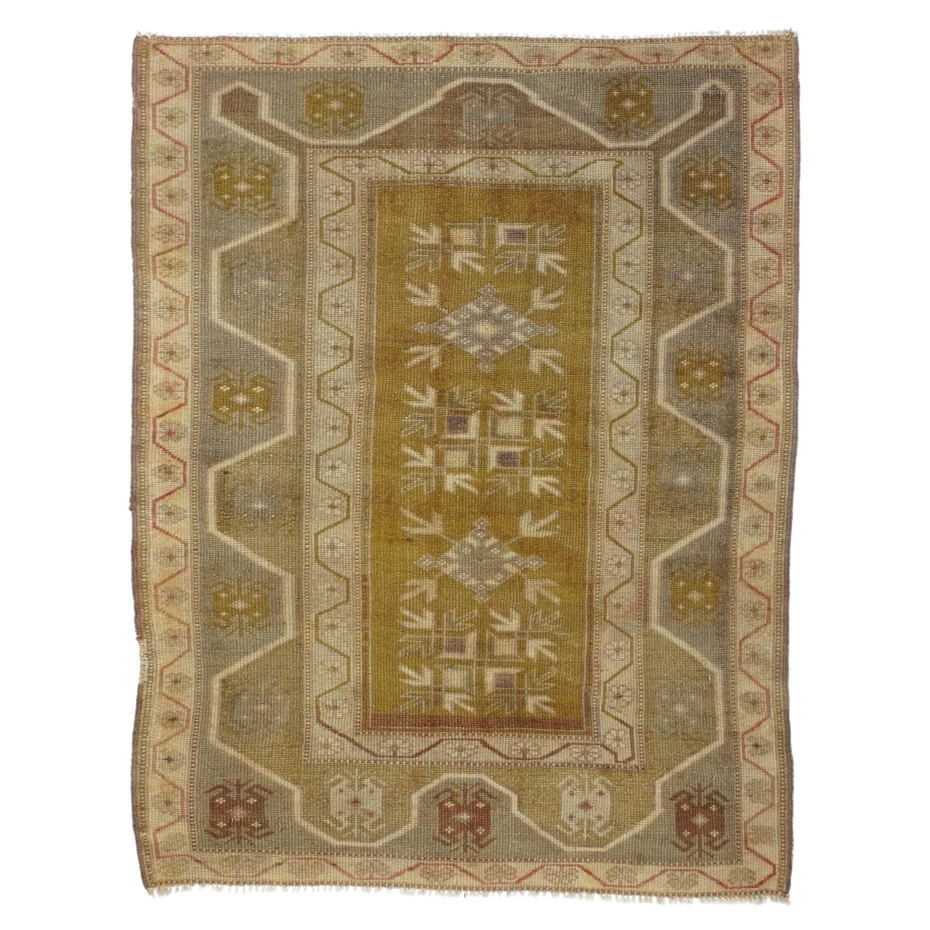 Oushak Rug 3'0" x 3'11''