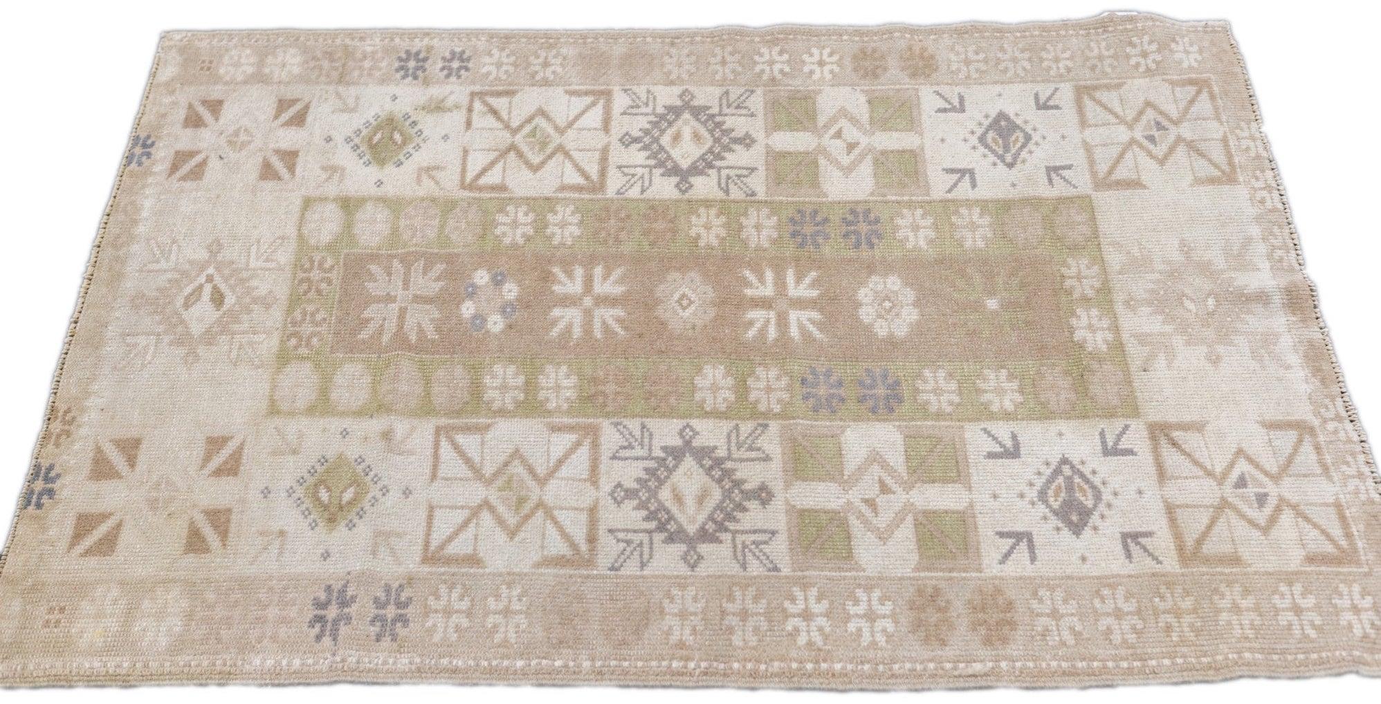 Oushak-Teppich 3'2'' x 4'2'' (Wolle) im Angebot