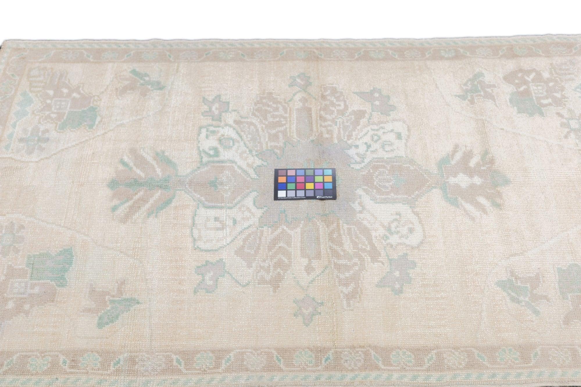 Oushak-Teppich 3'7'' x 5'10'' im Angebot 5