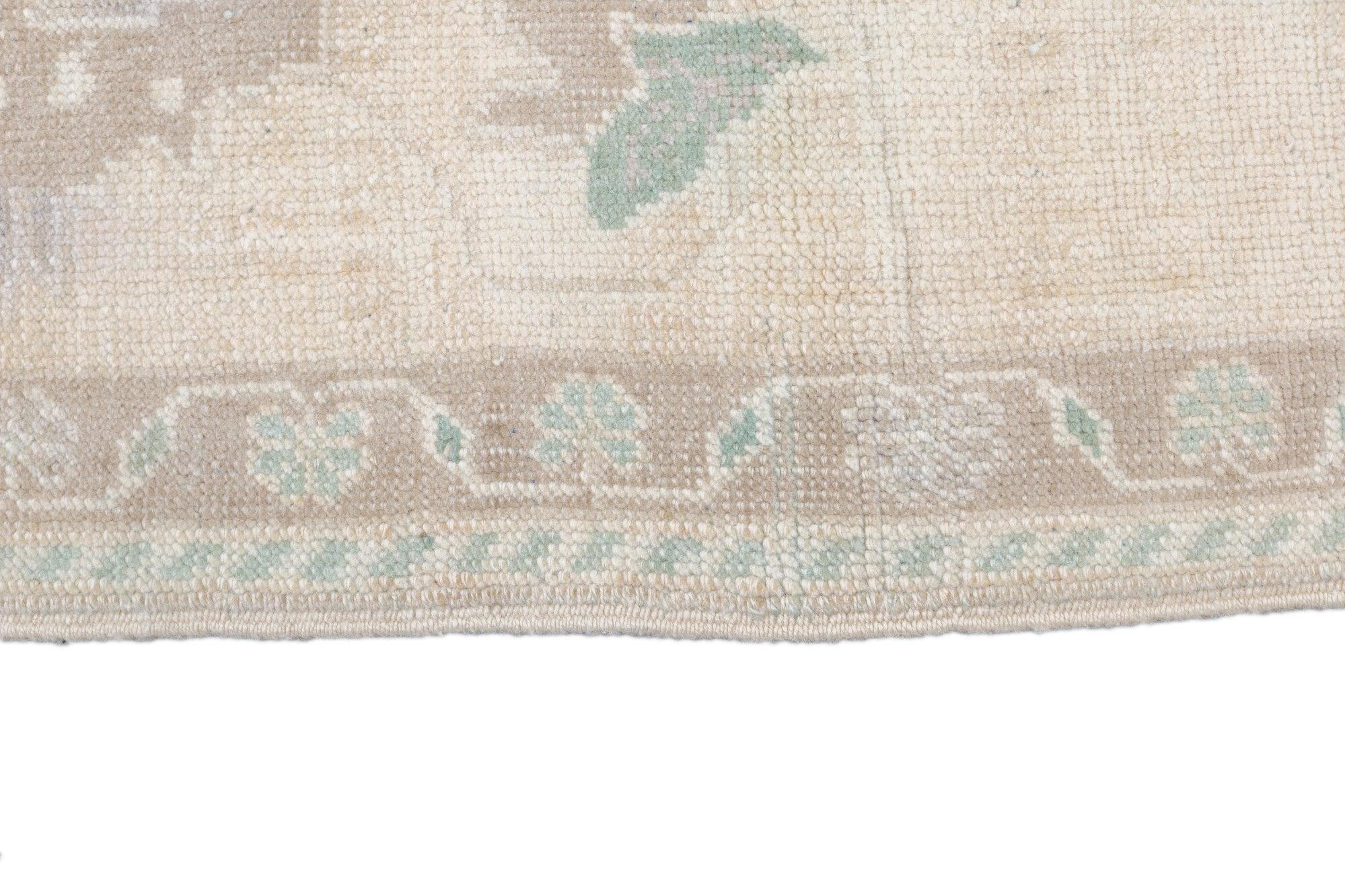 Oushak-Teppich 3'7'' x 5'10'' im Angebot 2