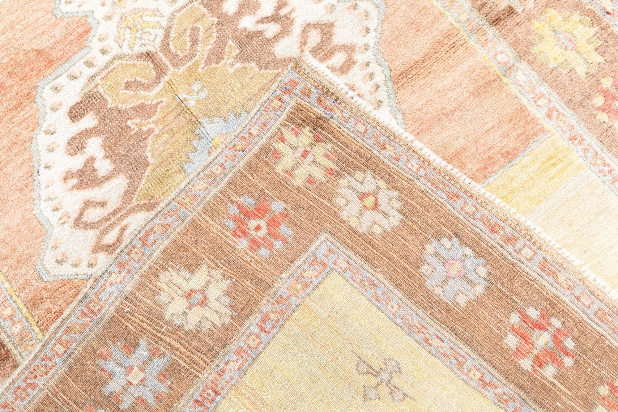 Oushak-Teppich 3'8'' x 5'3'' im Angebot 4