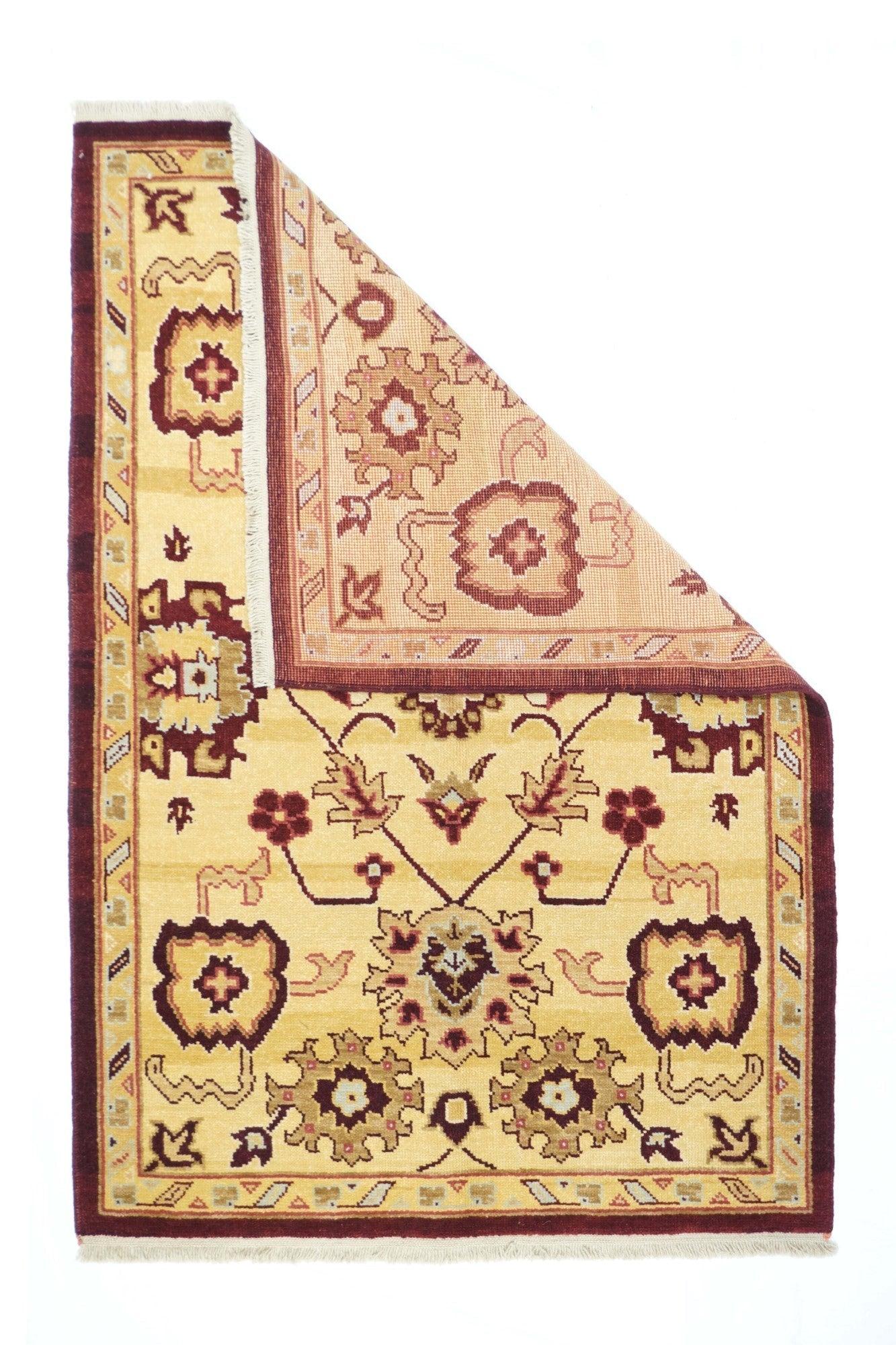 Oushak Teppich 4'0