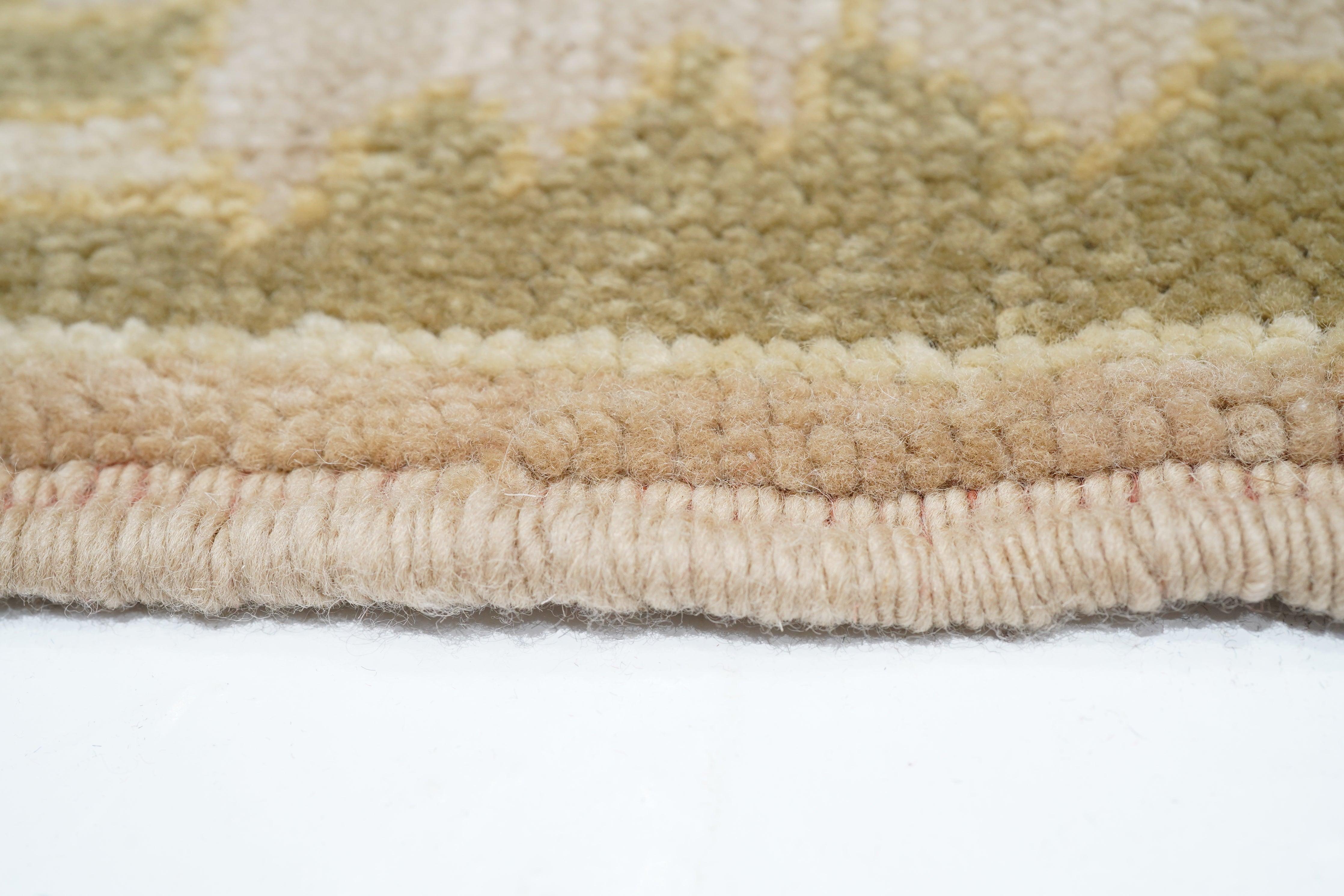Oushak Rug 4'0'' x 6'0'' In condizioni Nuovo in vendita a New York, NY