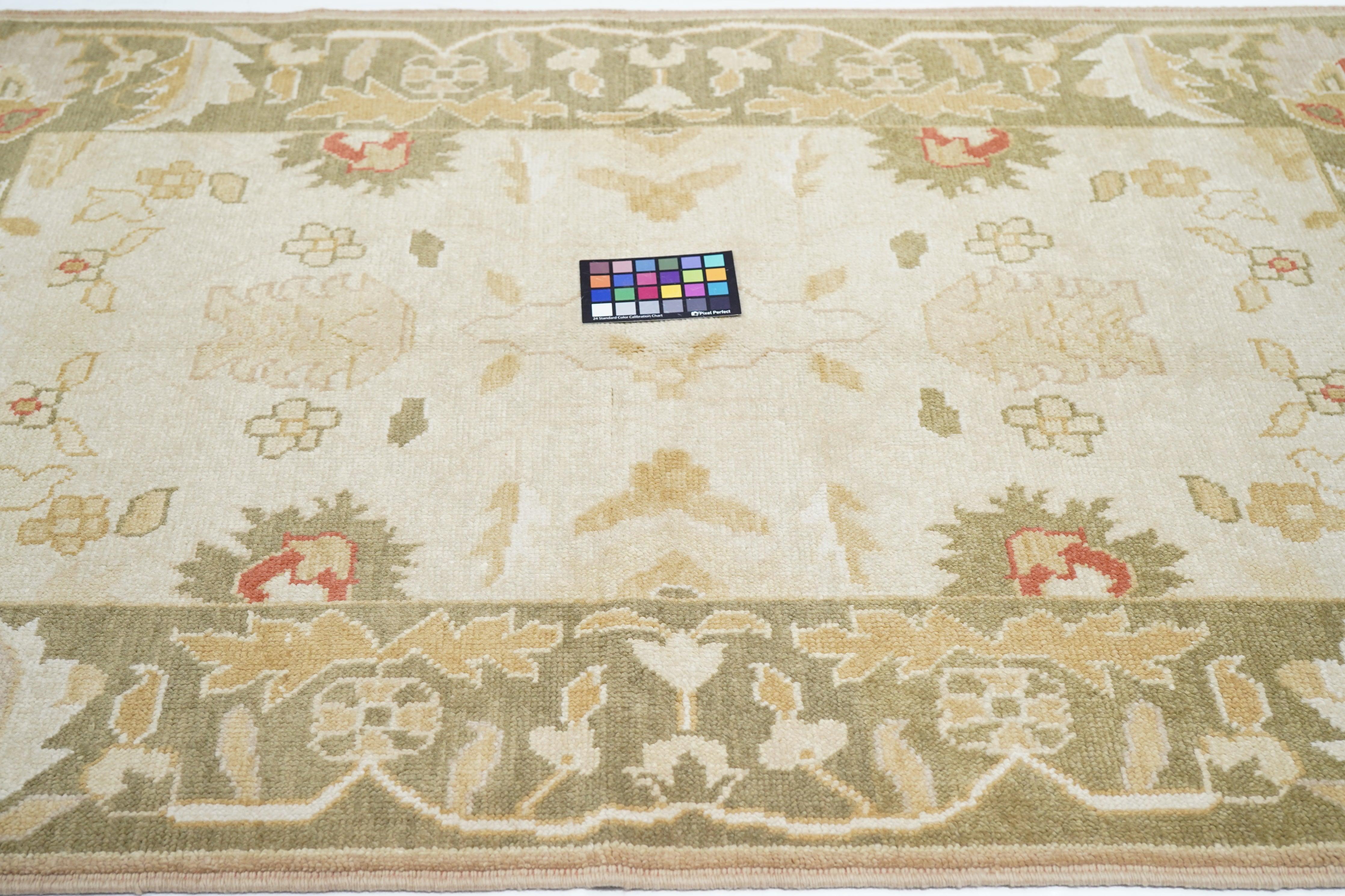 Oushak Rug 4'0'' x 6'0'' in vendita 3