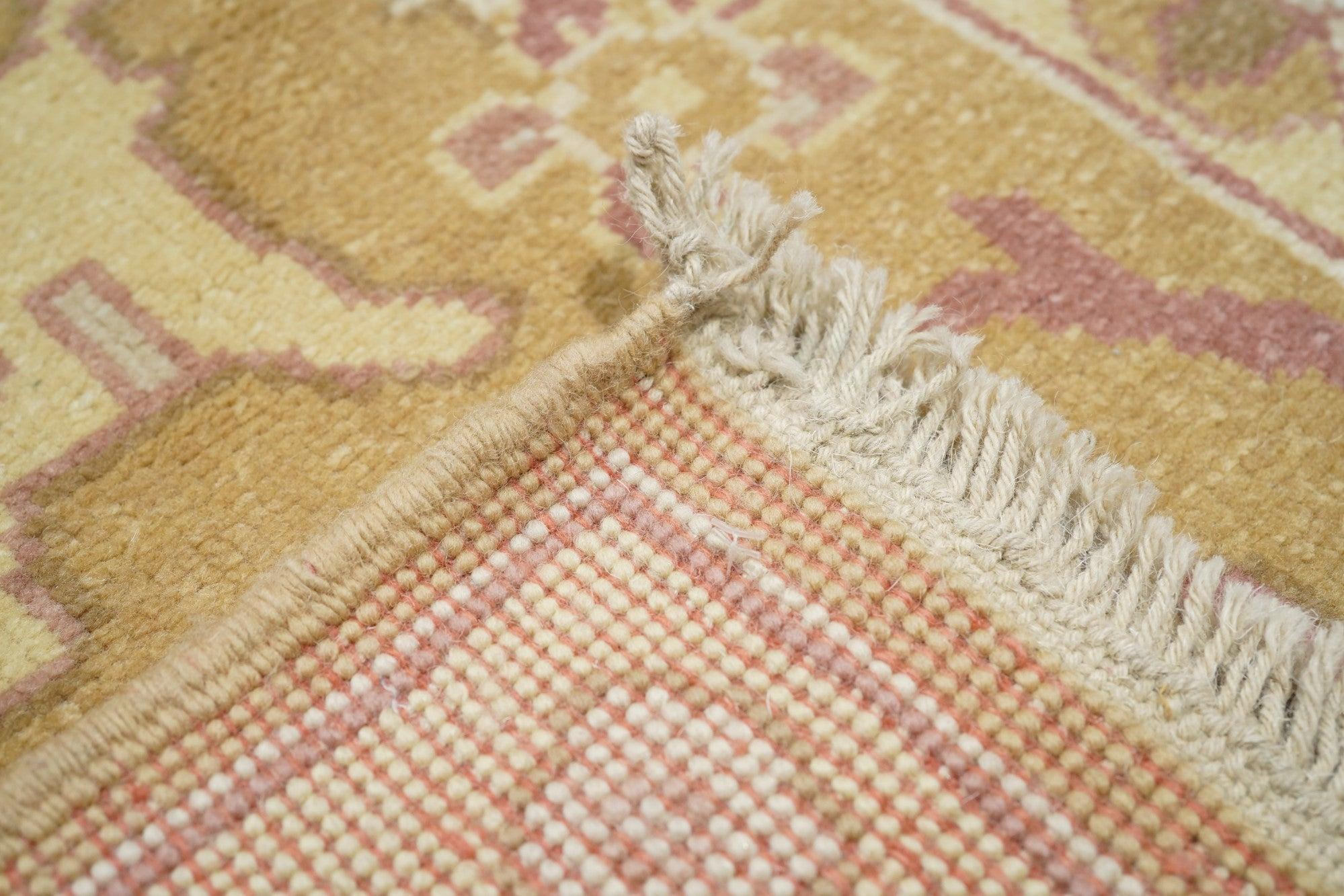 Tappeto Oushak 4'1'' x 6'1'' in vendita 1