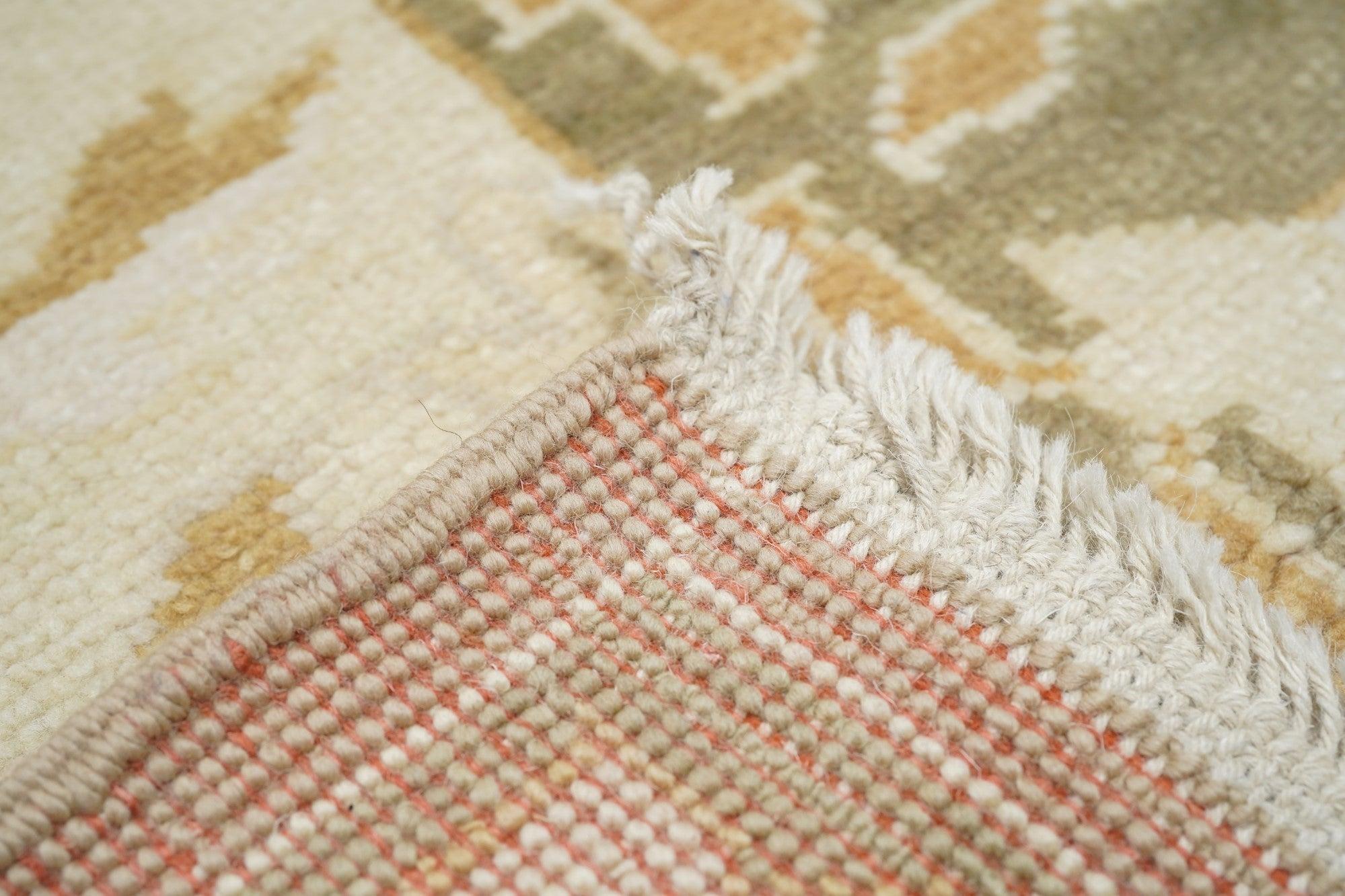 Tappeto Oushak 4'1'' x 6'1'' in vendita 2