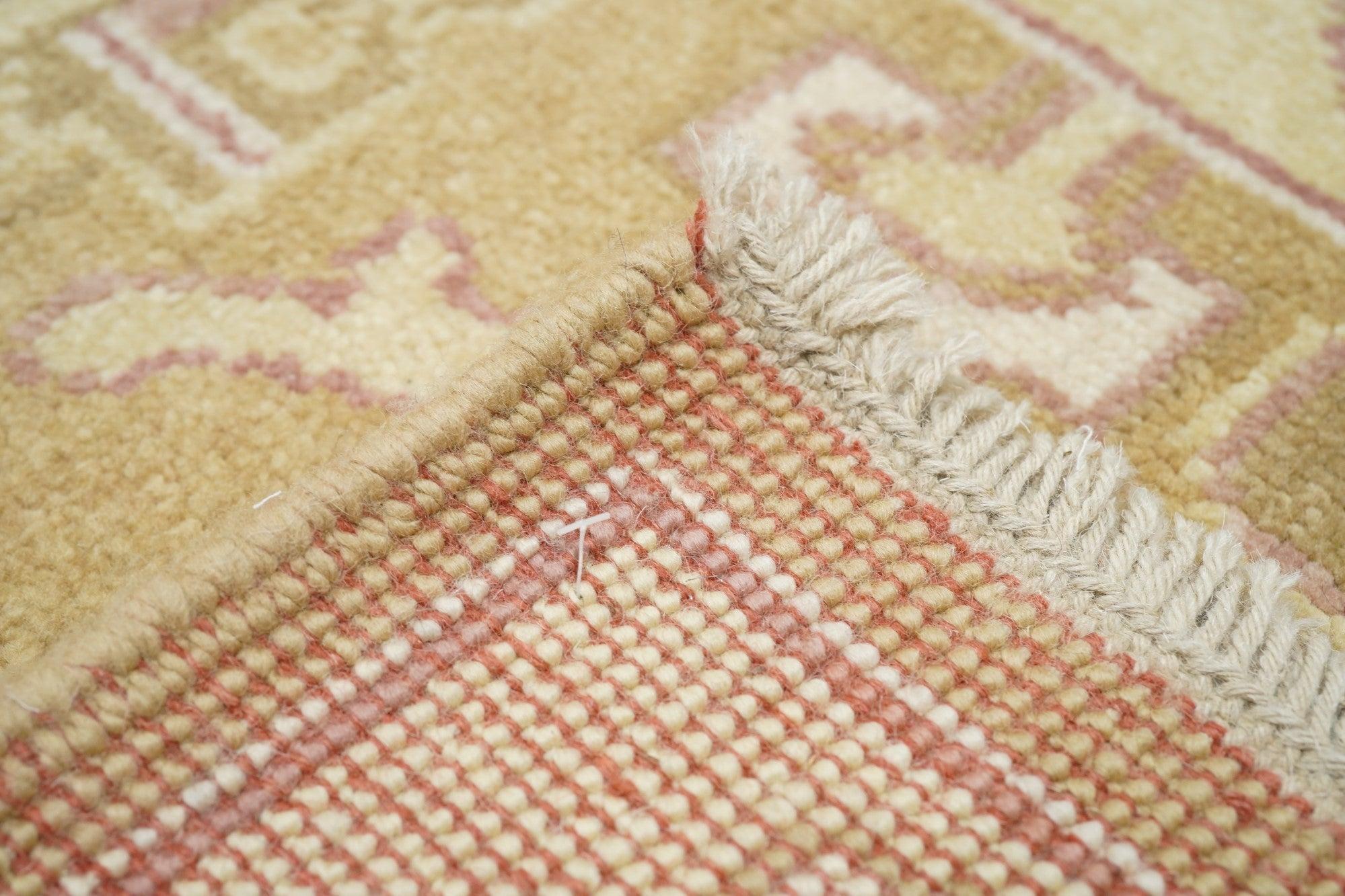 Tappeto Oushak 4'1'' x 6'1'' in vendita 2