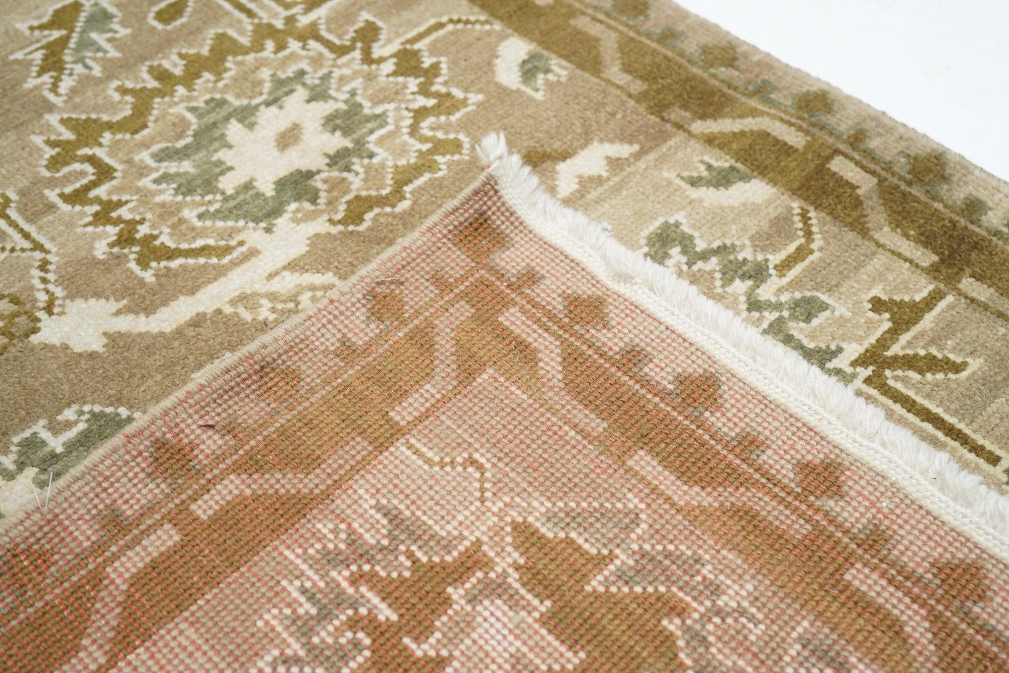 Tappeto Oushak 4'1'' x 6'1'' in vendita 3