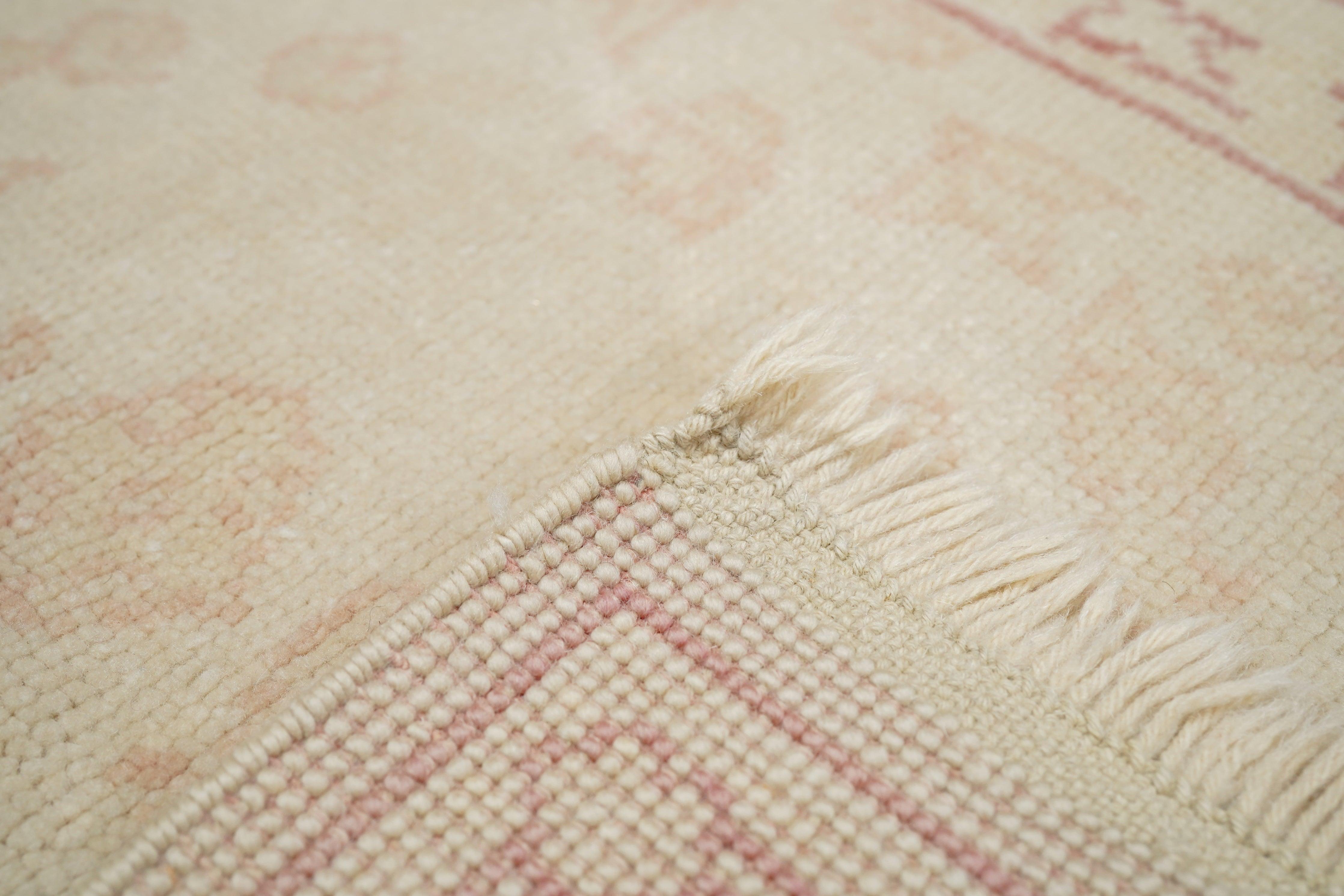 Oushak Rug 4'1'' x 6'6'' For Sale 2