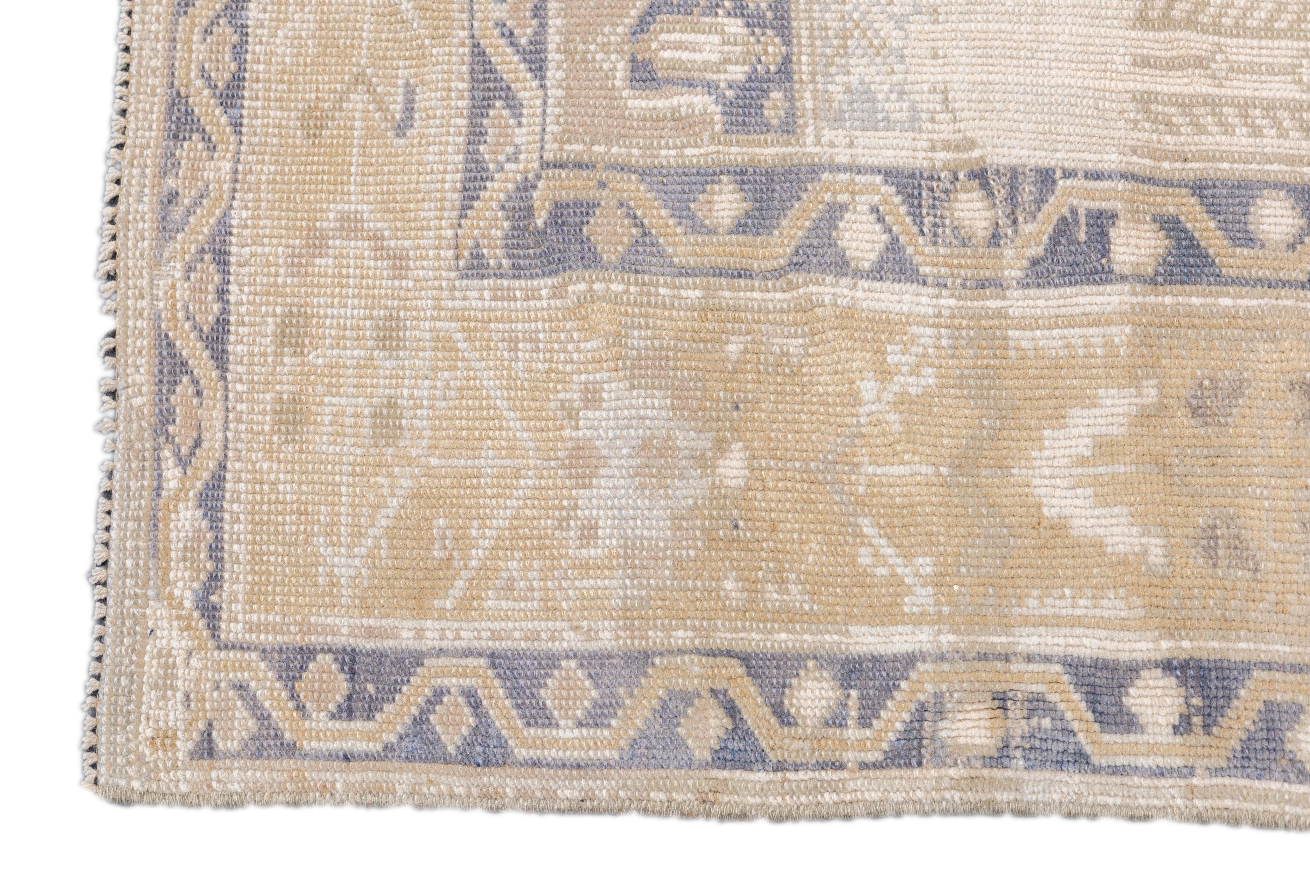 Oushak-Teppich 4'5'' x 7'5'' im Angebot 4