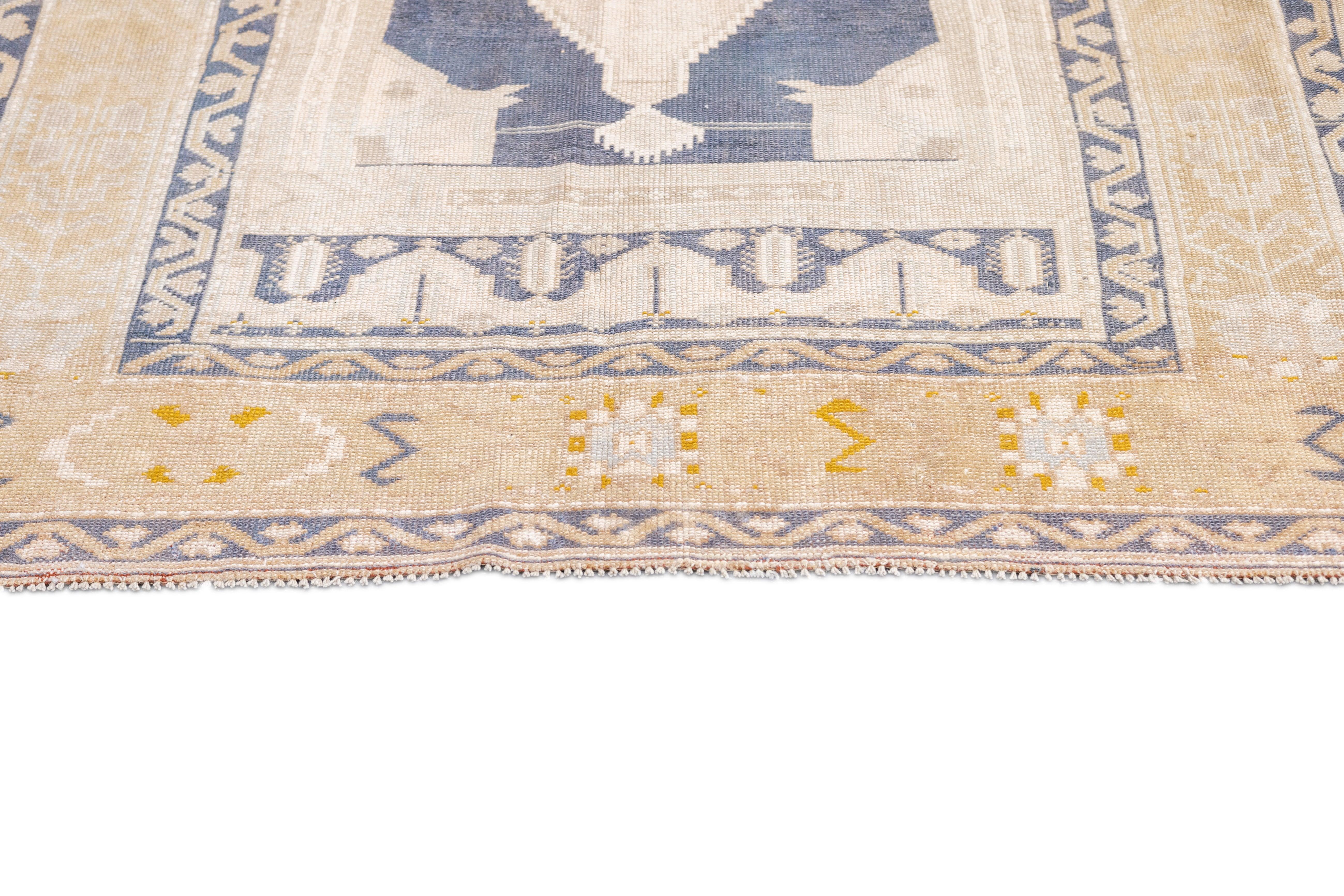 Oushak-Teppich 4'5'' x 7'5'' (Wolle) im Angebot