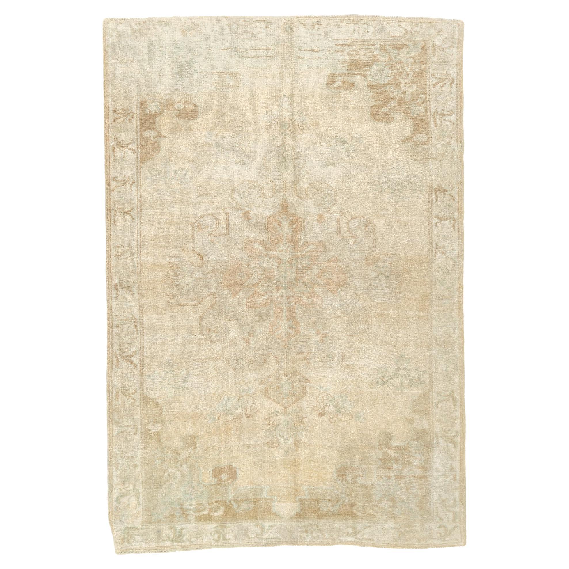 Oushak Rug 5'0" x 7'4''