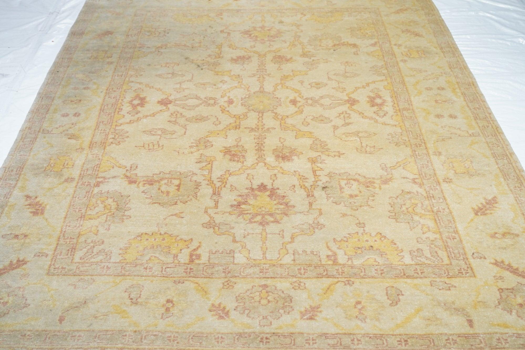 Oushak-Teppich 5'5'' x 8'7'' im Angebot 1