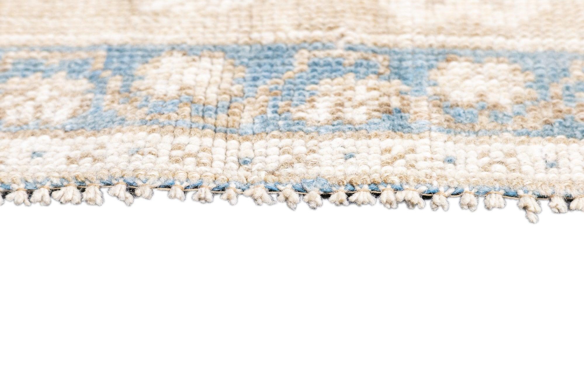 Oushak-Teppich 5'5'' x 9'7'' (21. Jahrhundert und zeitgenössisch) im Angebot