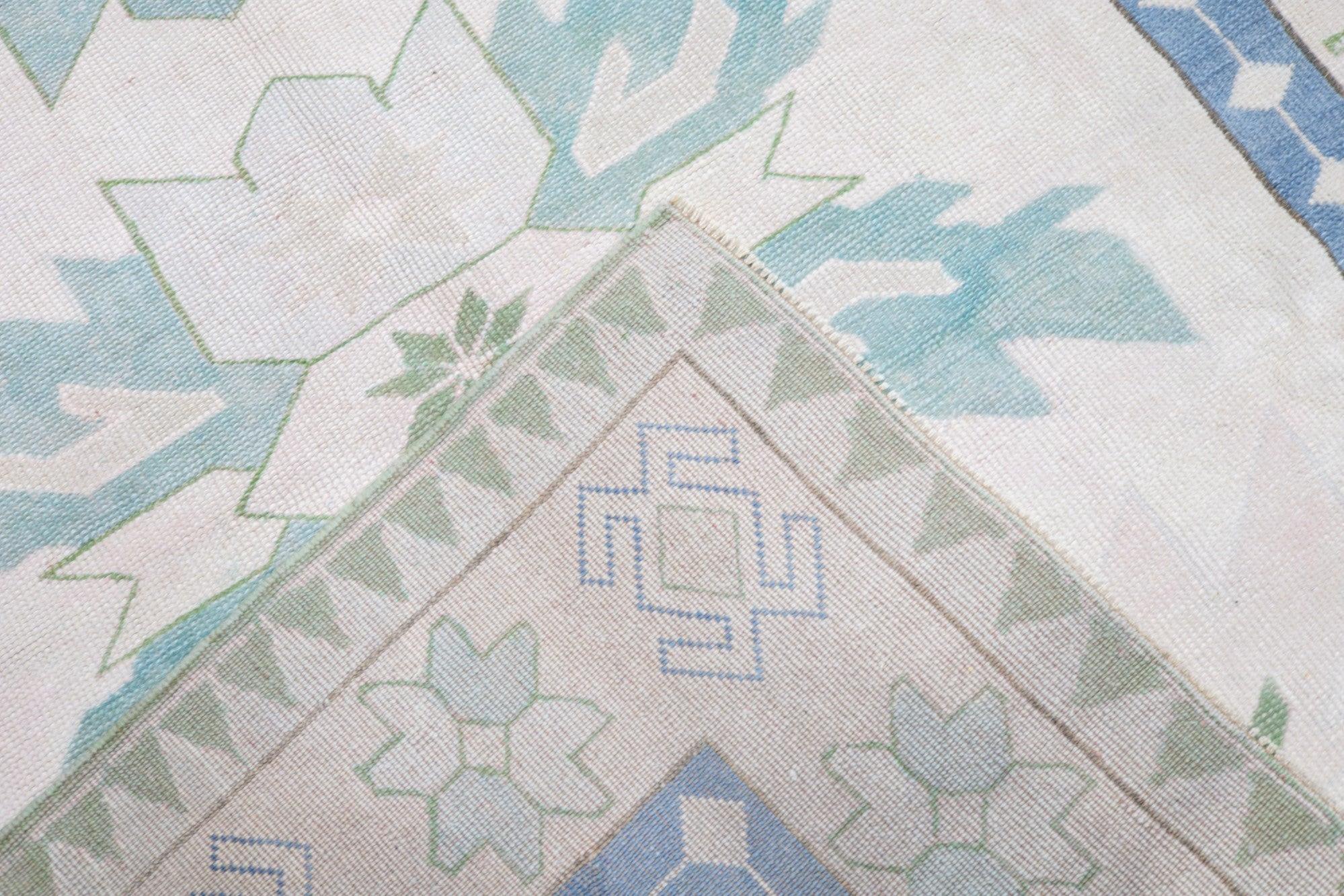 Oushak Rug 5'9'' x 8'4'' For Sale 4