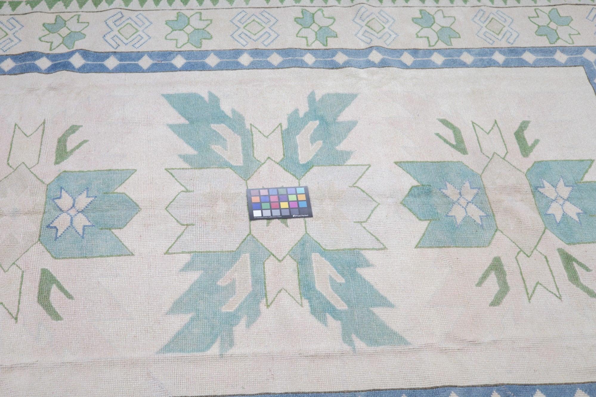 Oushak Rug 5'9'' x 8'4'' For Sale 3