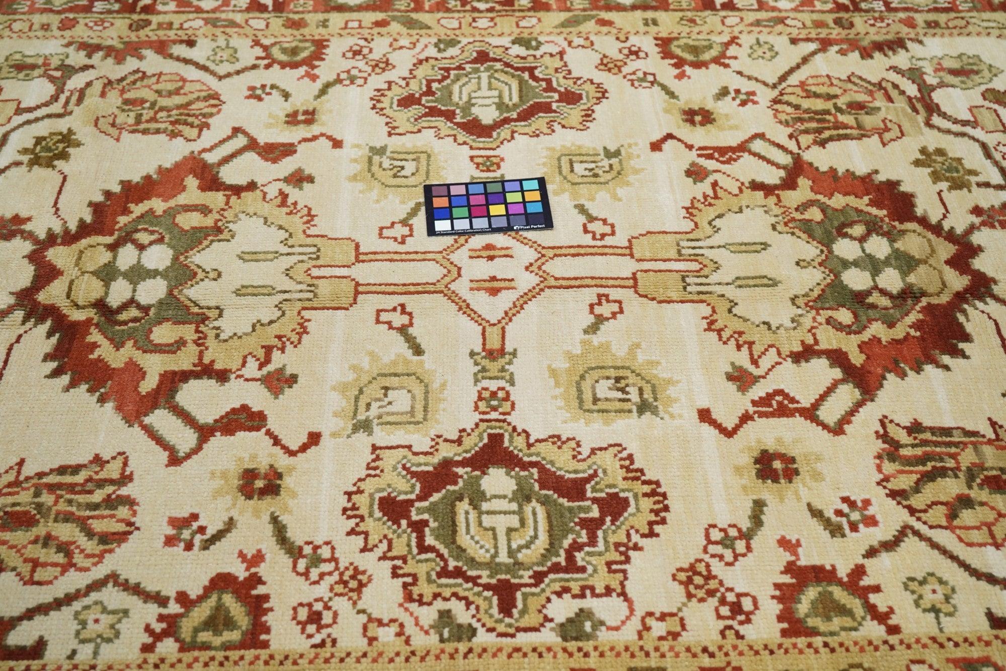 Oushak-Teppich 6'0'' x 9'0'' im Angebot 4