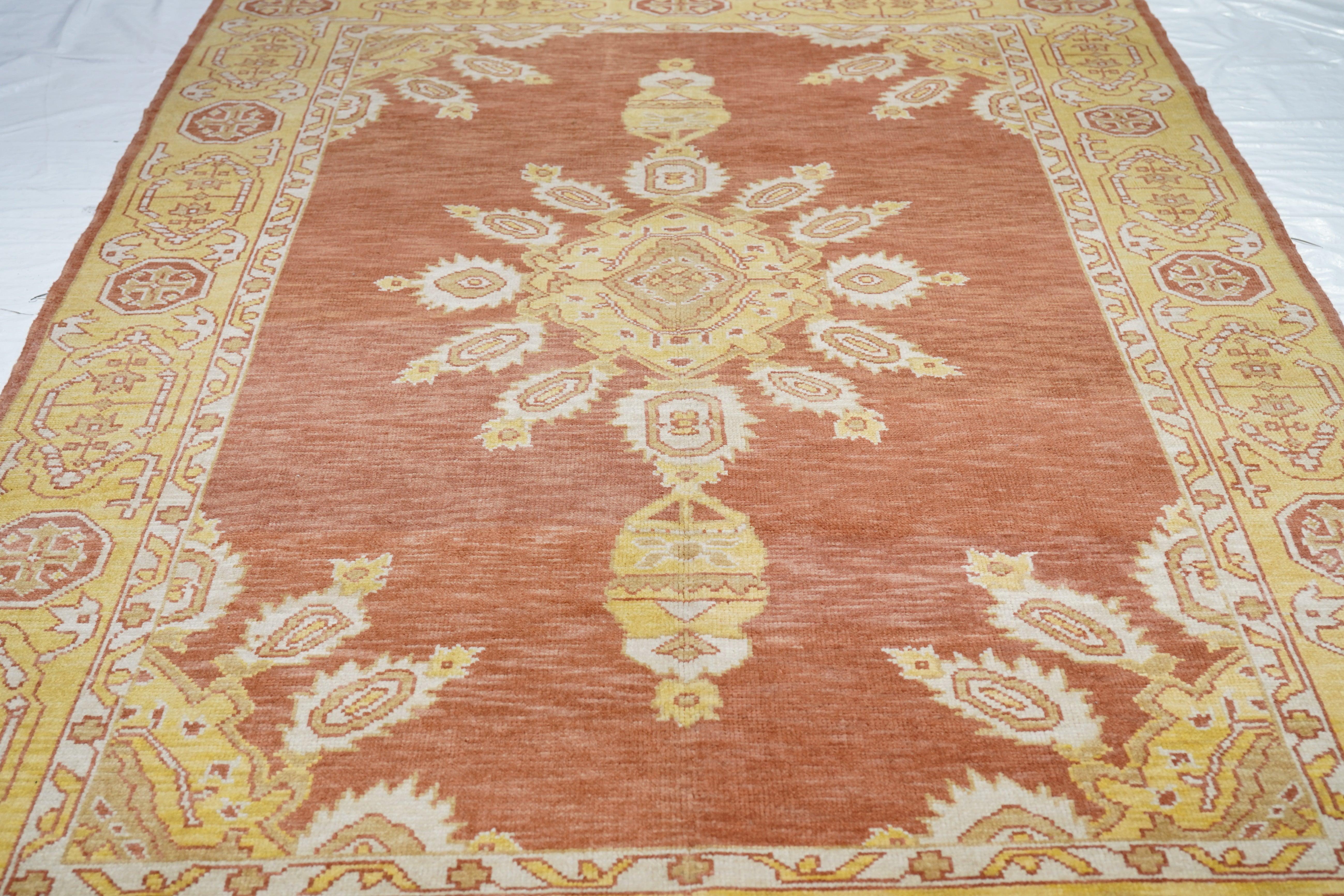 Oushak-Teppich 6'0'' x 9'0'' im Angebot 1