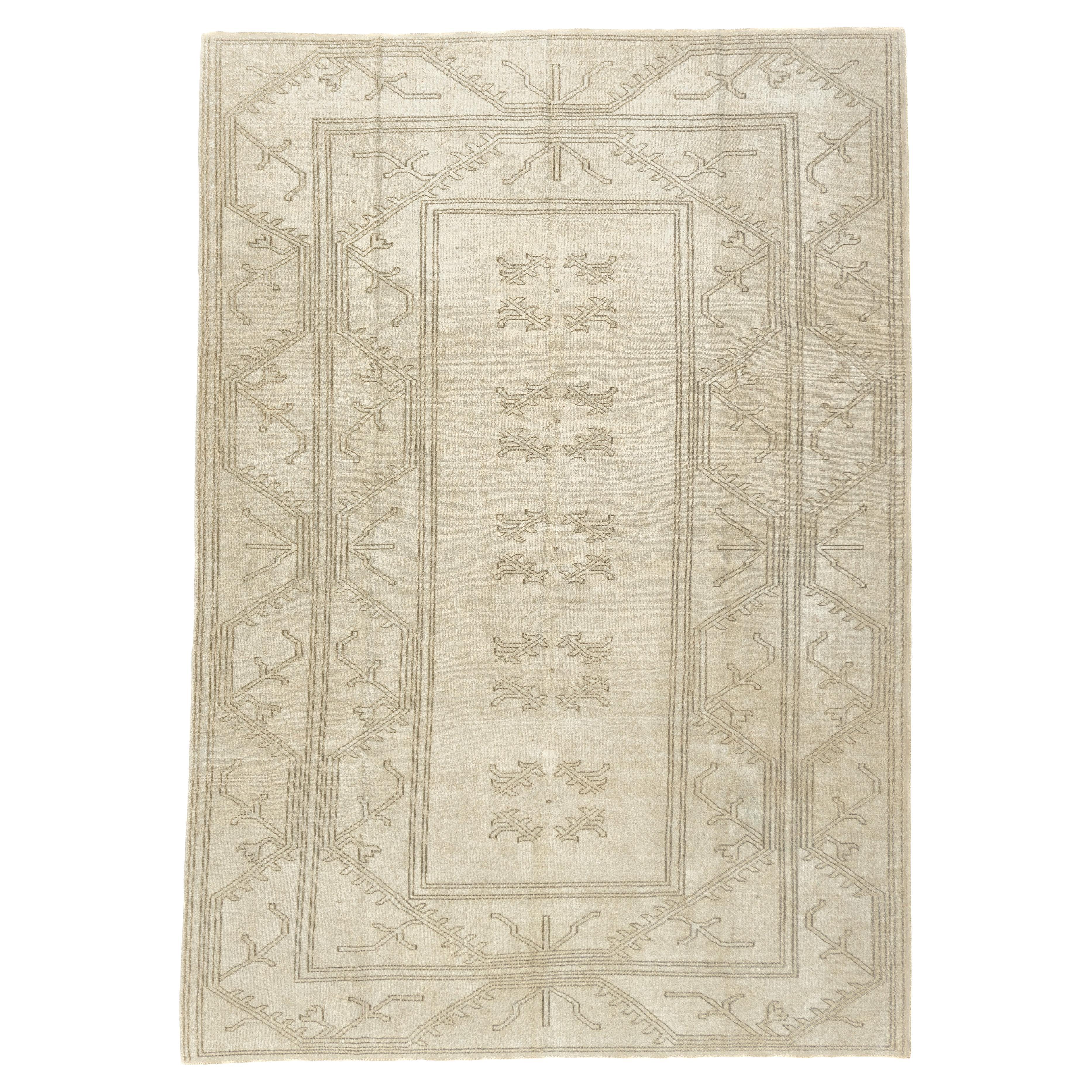 Tappeto Oushak 6'7'' x 9'5'' in vendita