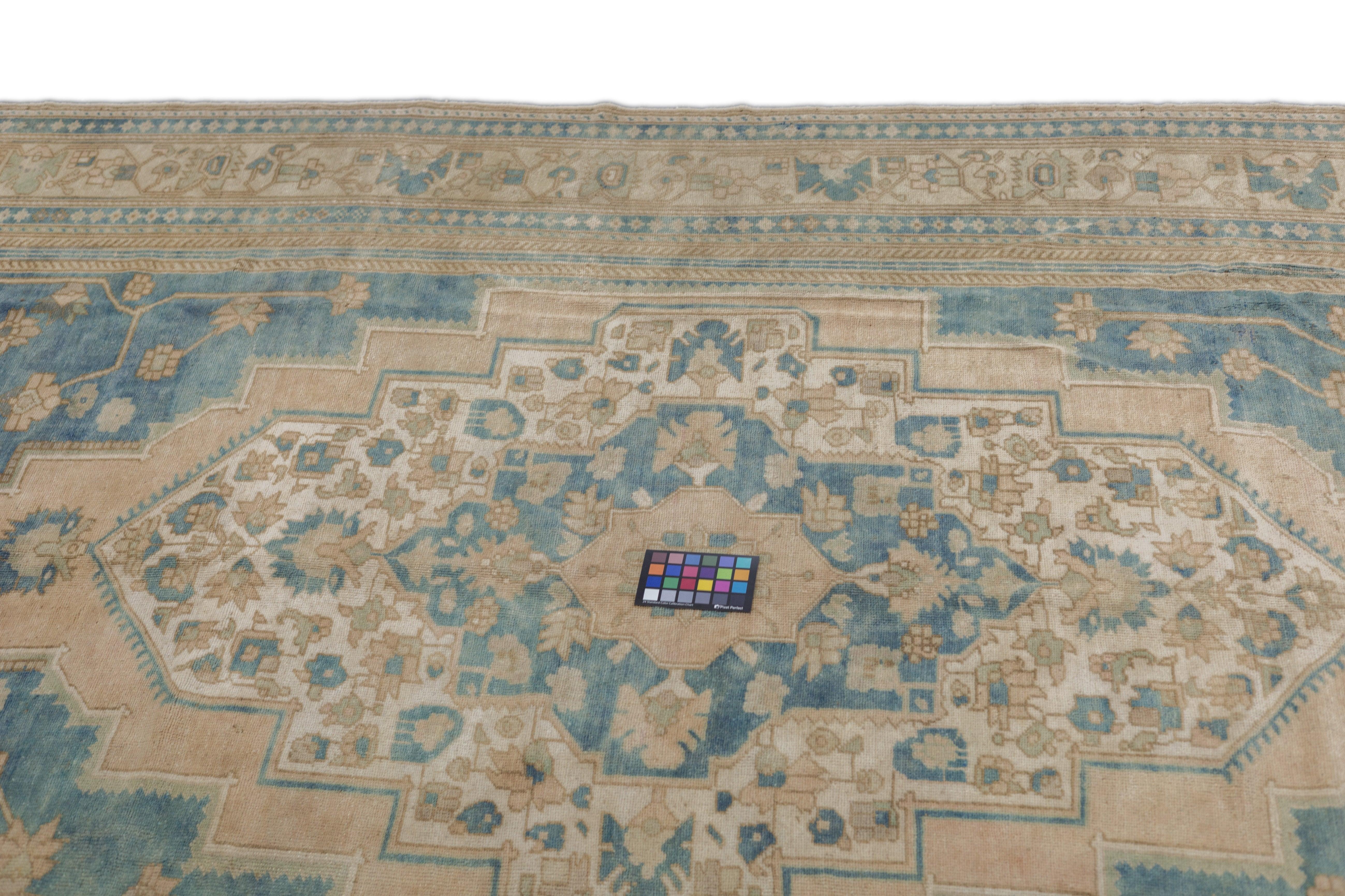 Oushak Rug 7'7'' x 11'7'' For Sale 5