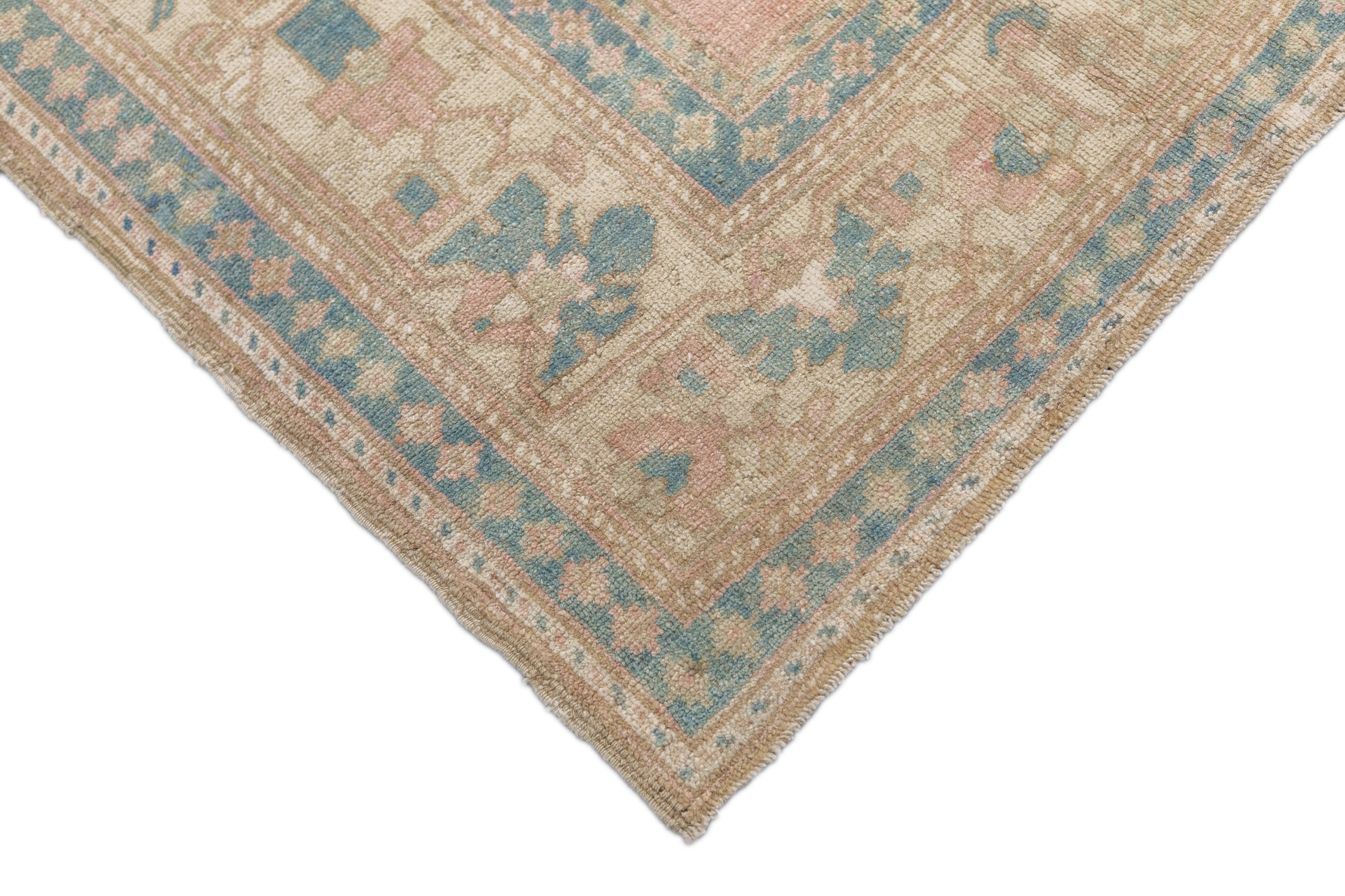 Oushak Rug 7'7'' x 11'7'' In Good Condition For Sale In New York, NY