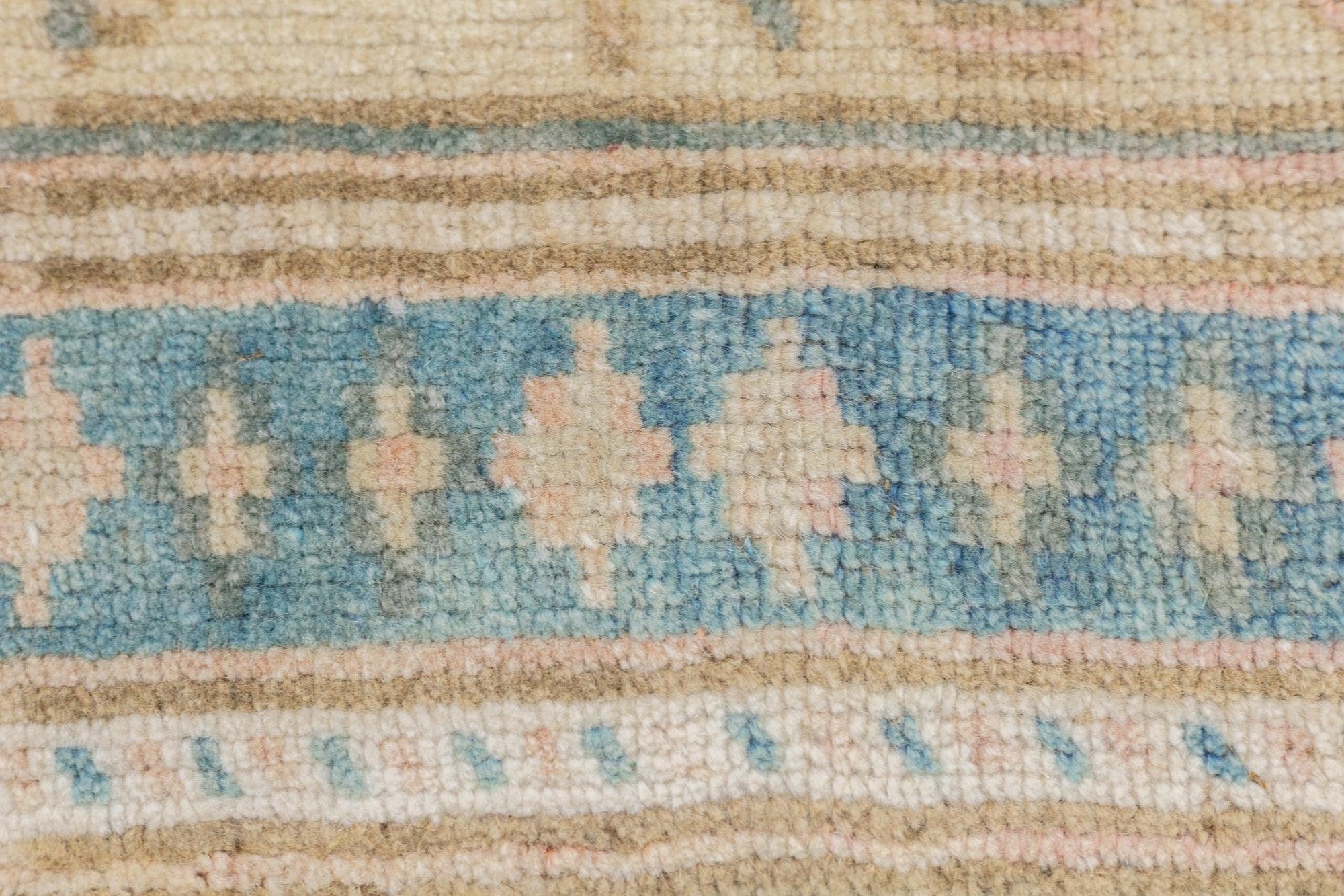 Oushak Rug 7'7'' x 11'7'' For Sale 3