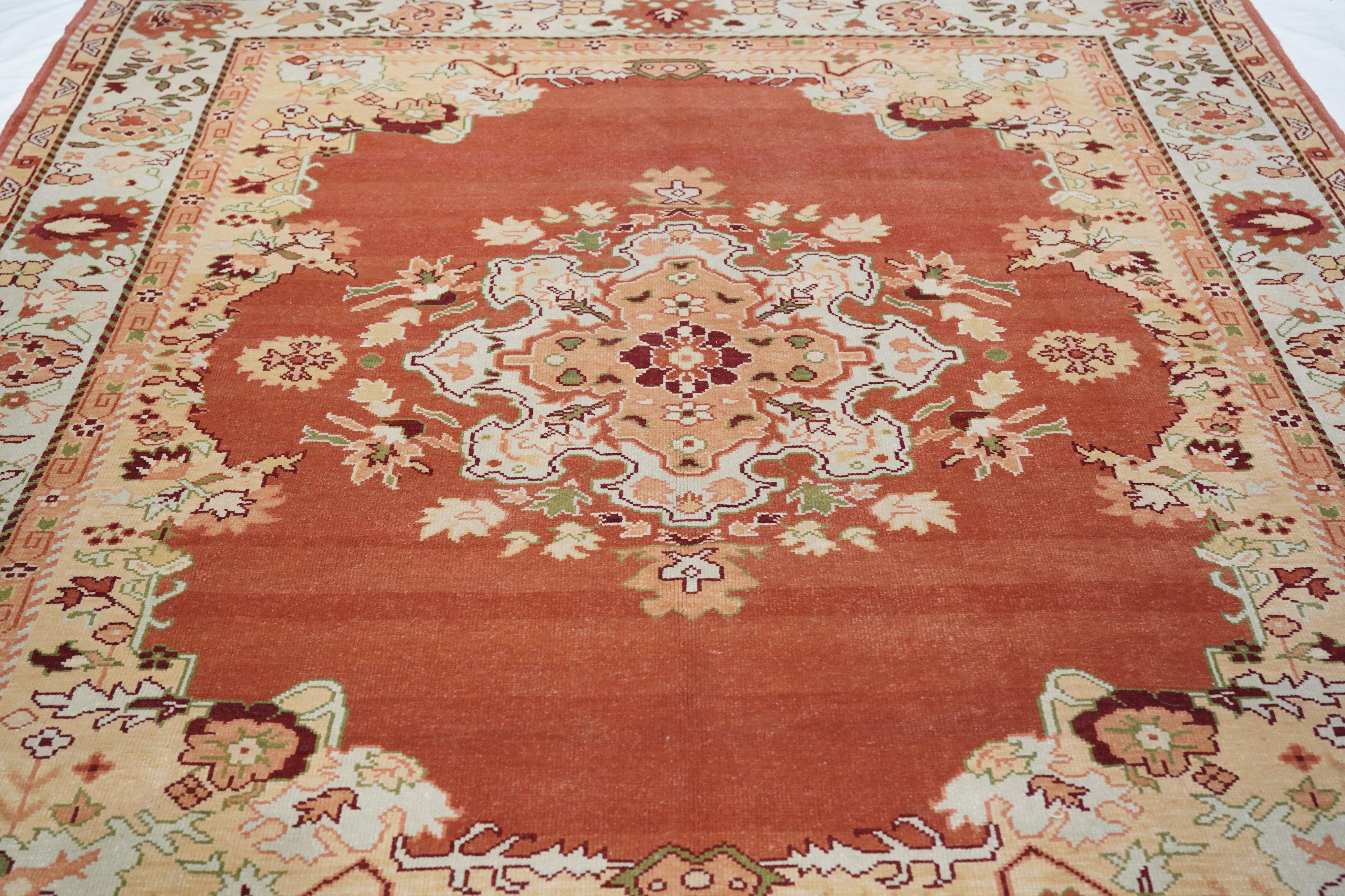 Tappeto Oushak 8'0'' x 10'0'' In condizioni Nuovo in vendita a New York, NY