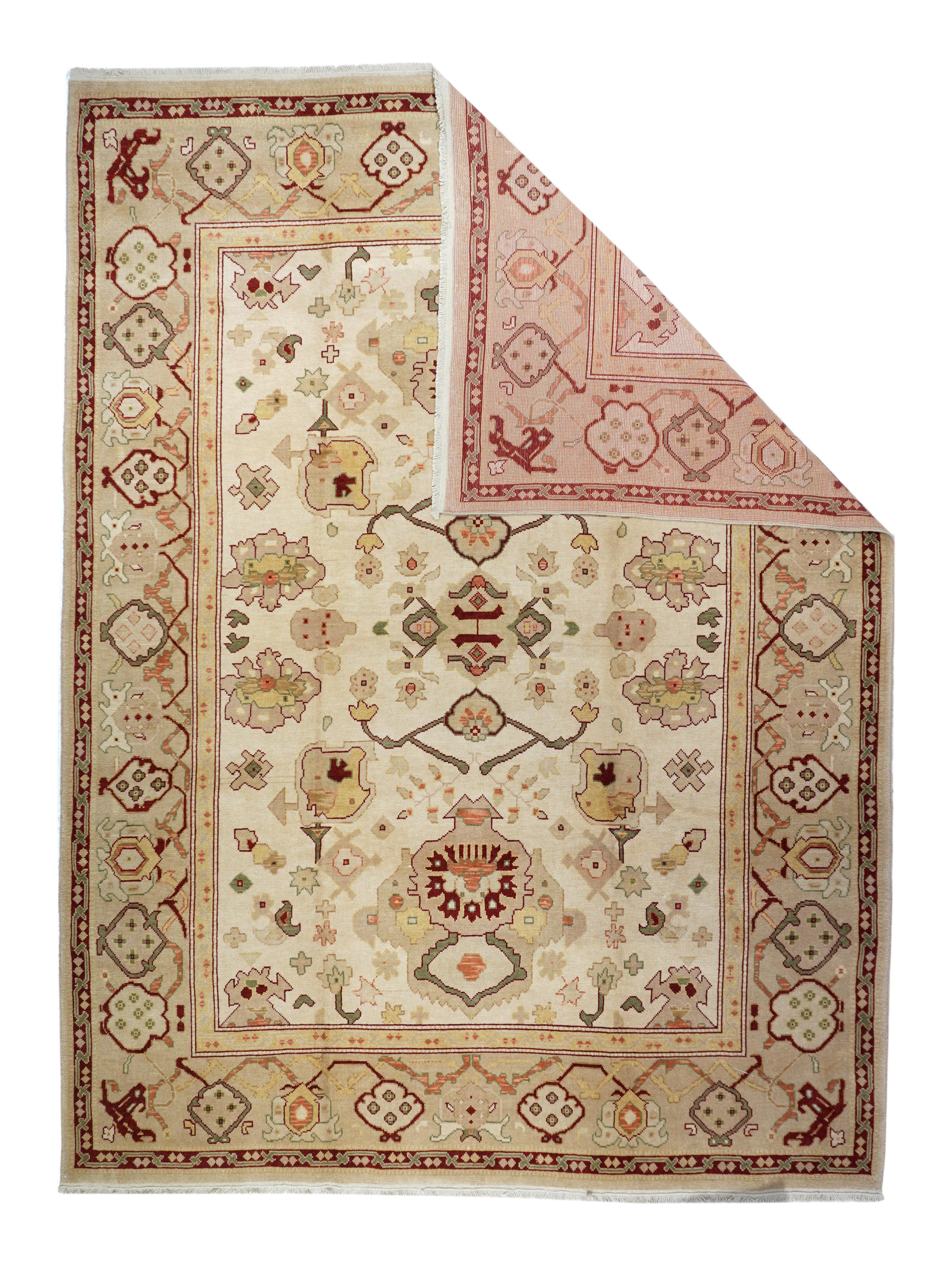 Oushak-Teppich 9'0'' x 12'0''.