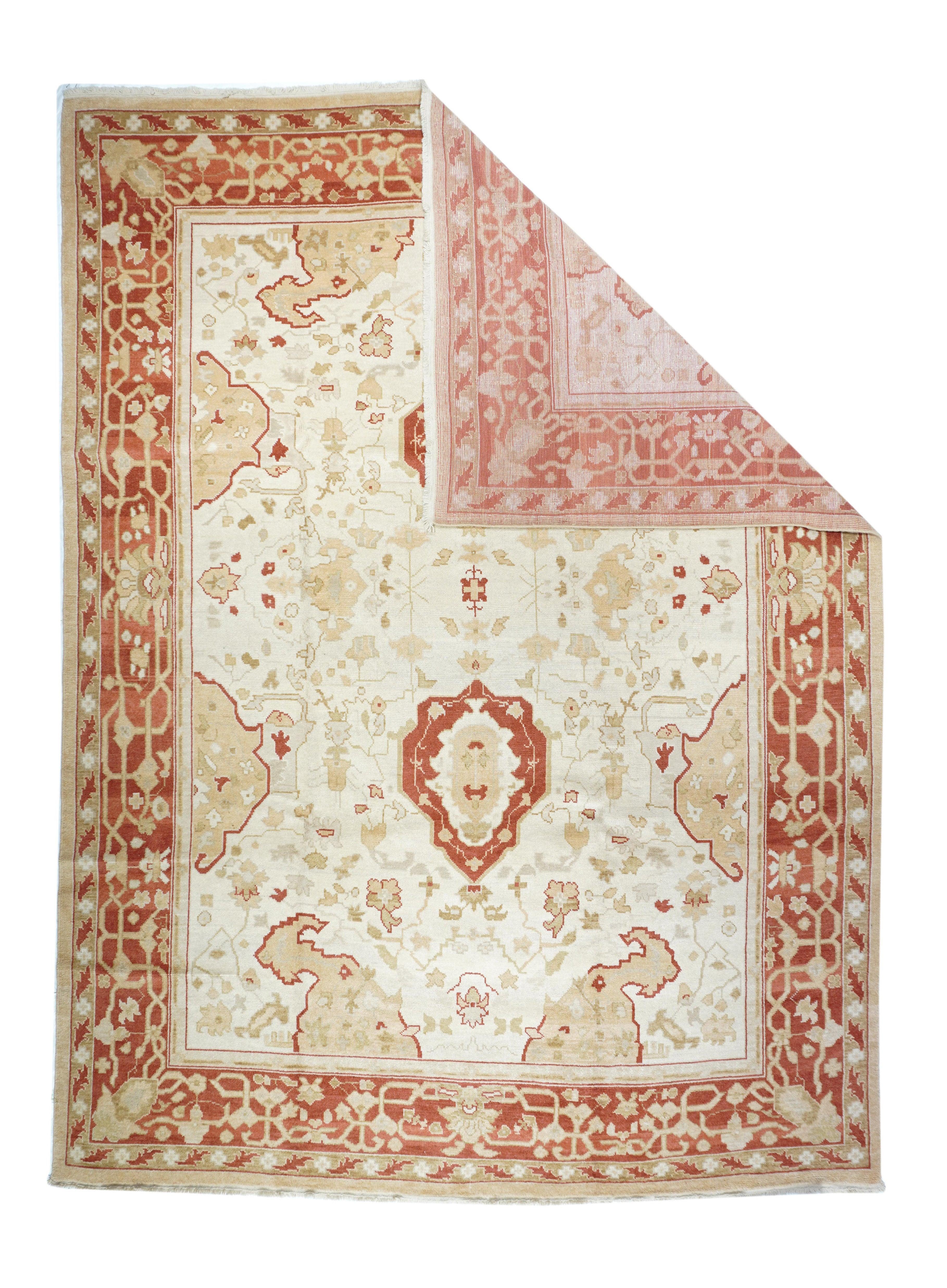 Tapis Oushak 9'0'' x 12'0''.