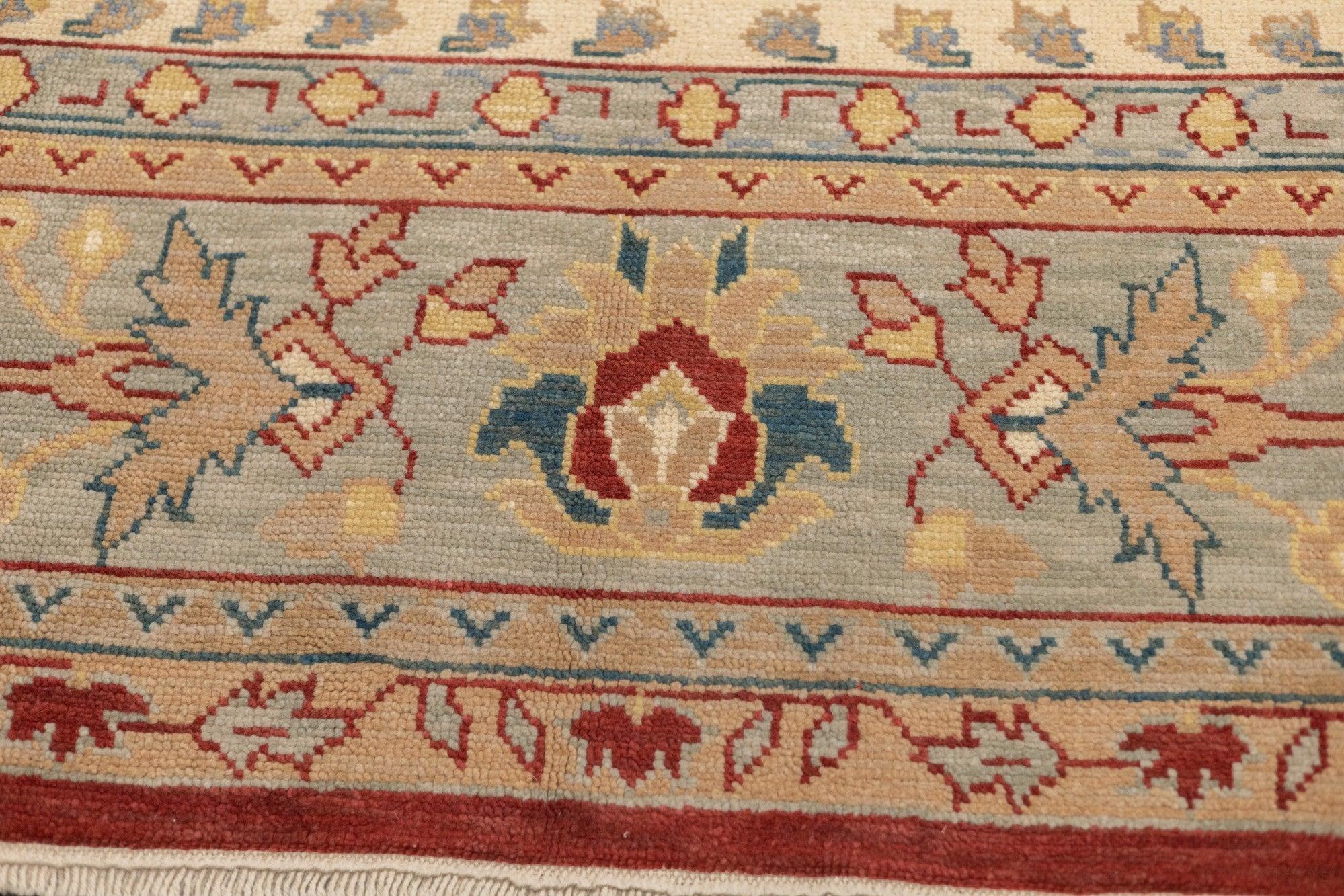 Oushak-Teppich 9'0