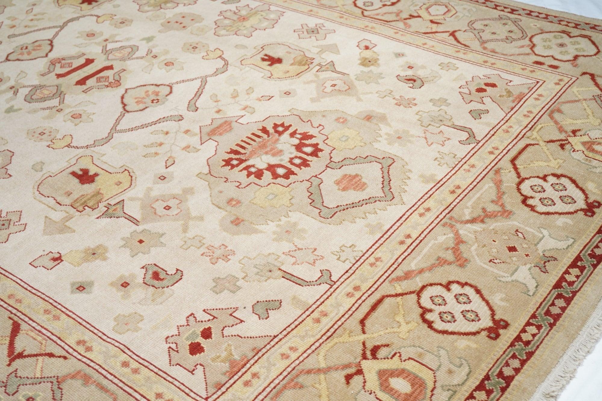 Oushak Rug 9'0