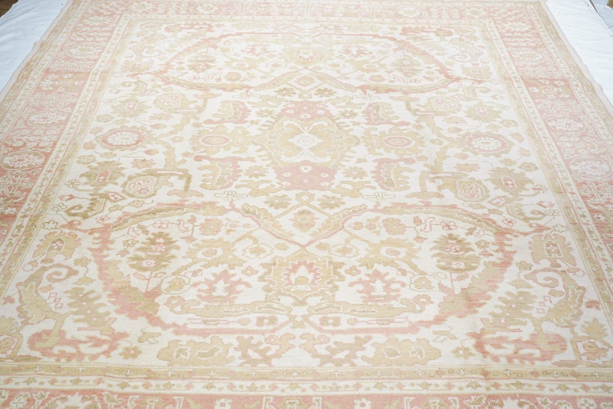 Oushak Rug 9'0