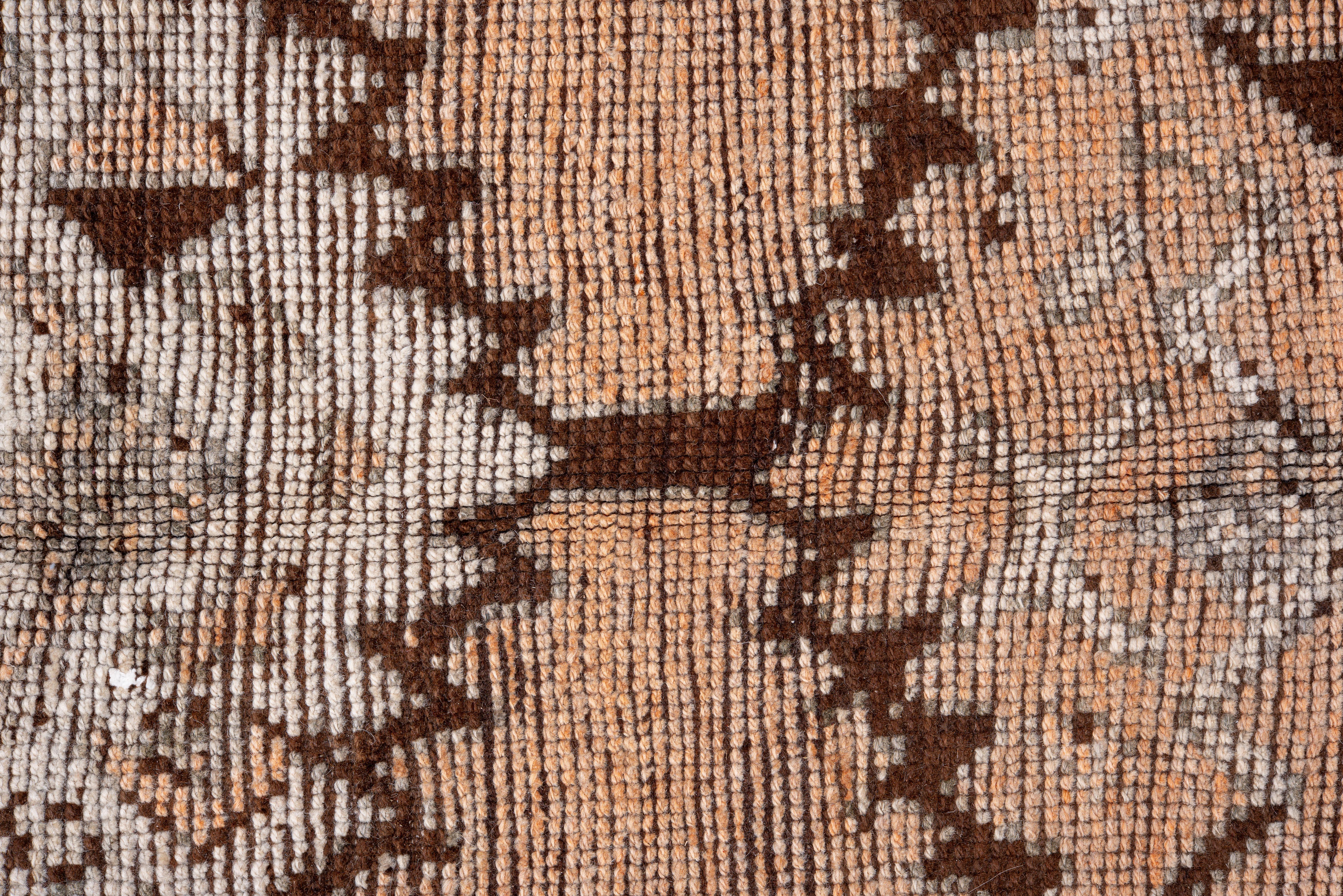 Oushak Rug Grand Medallion Läufer in Soft Apricot und Schiefer (Wolle) im Angebot