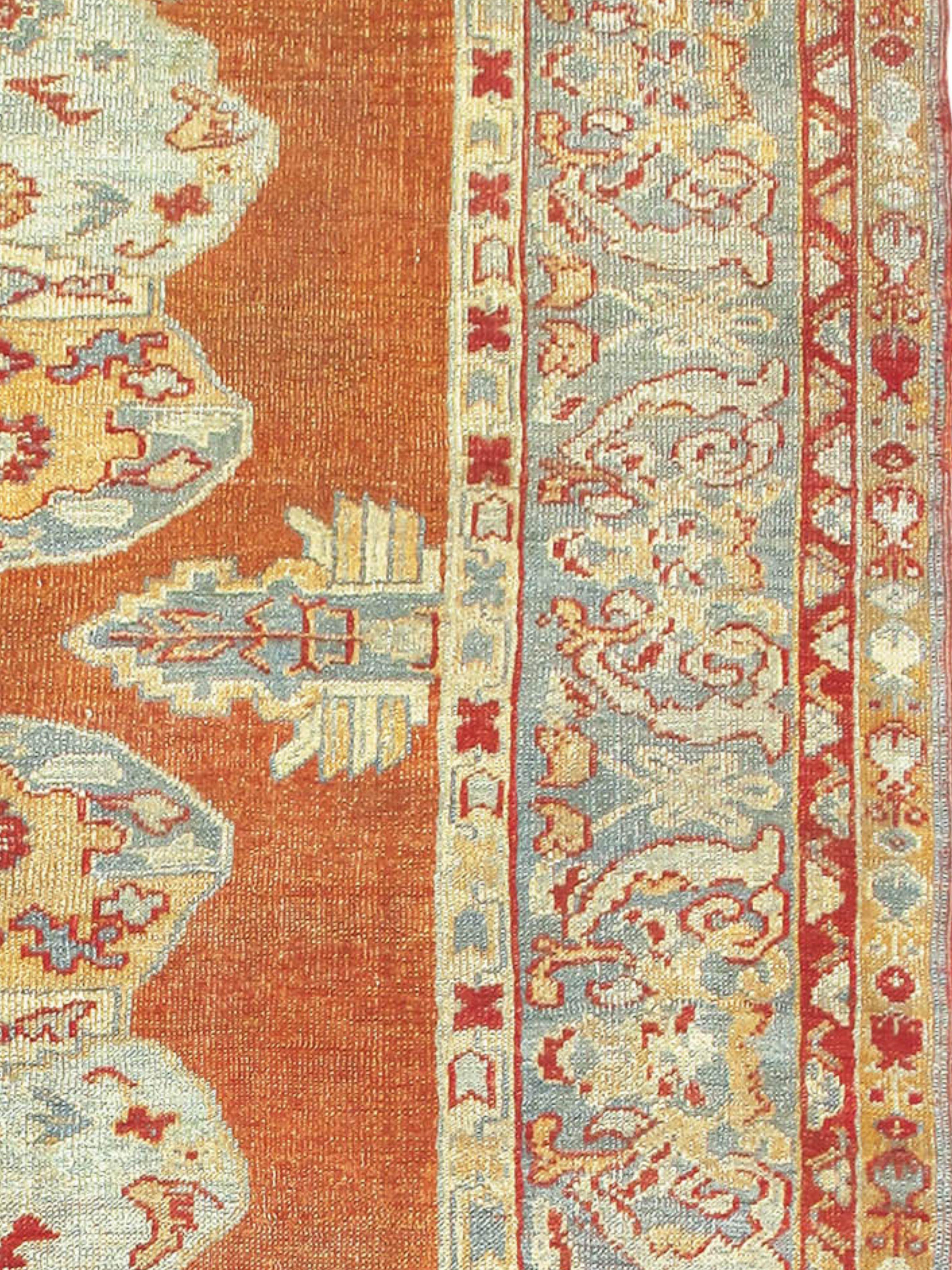 Asiatique Tapis Oushak, fin du 19e siècle en vente