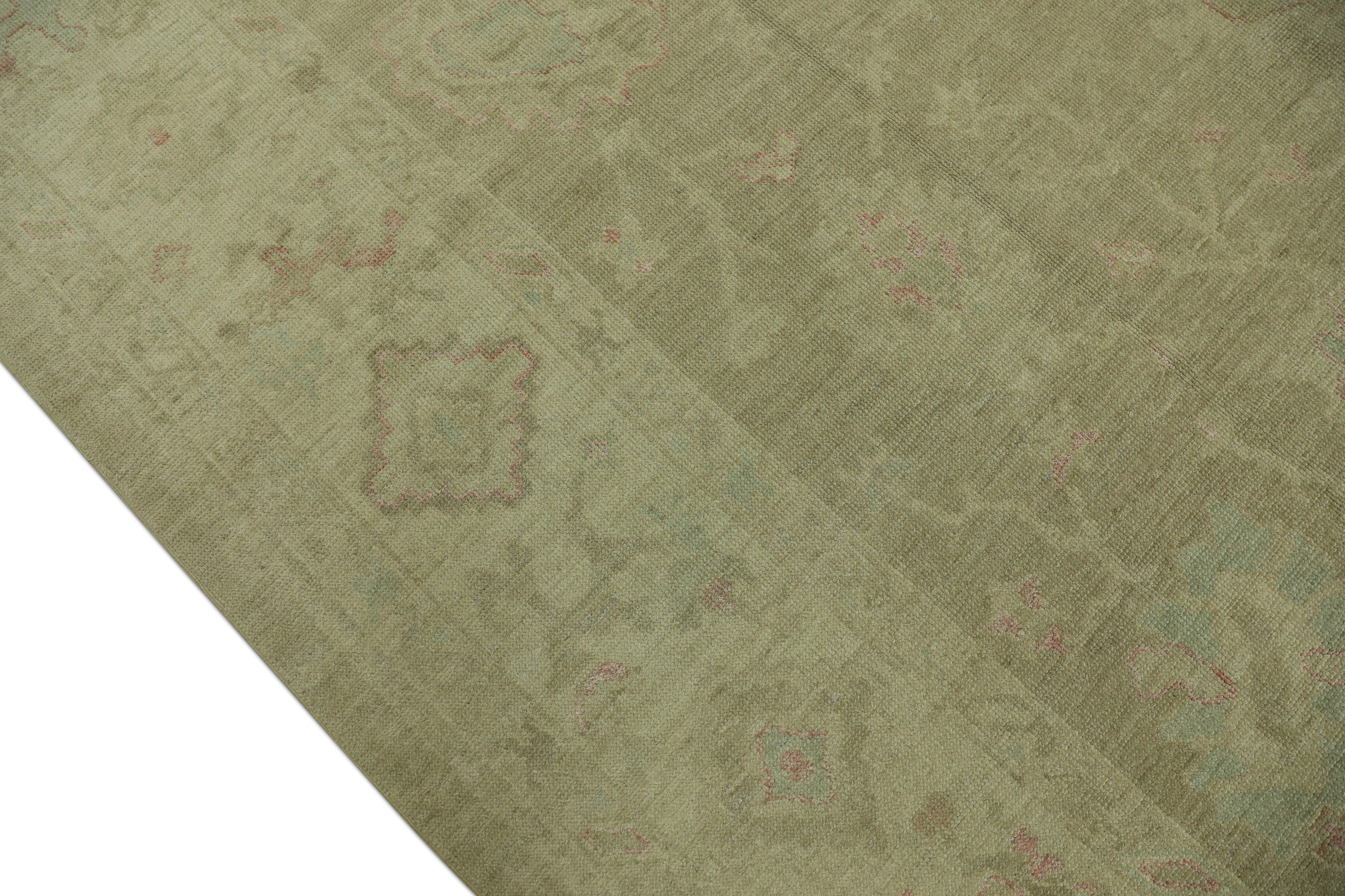 Tappeto Oushak Orientale annodato a mano Turco Oushak 10' x 11' #347 
Esplora una collezione curata di passatoie per corridoi, tappeti di lana e capolavori fatti a mano, dove l'eleganza incontra la funzionalità. Eleva il tuo spazio con una varietà