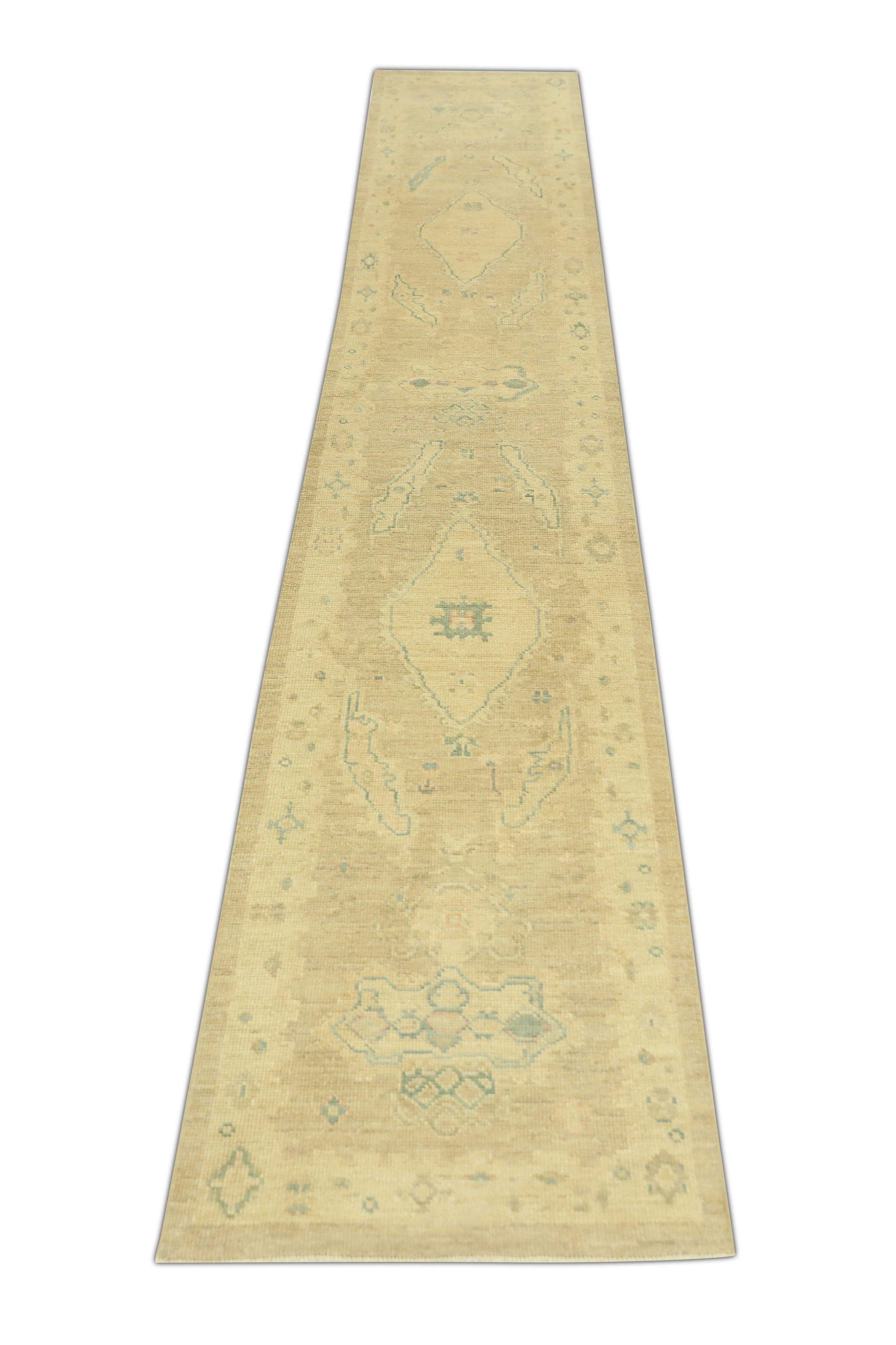 Hand-Knotted Oushak Rug Oriental Hand Knotted Turkish Oushak 2'5