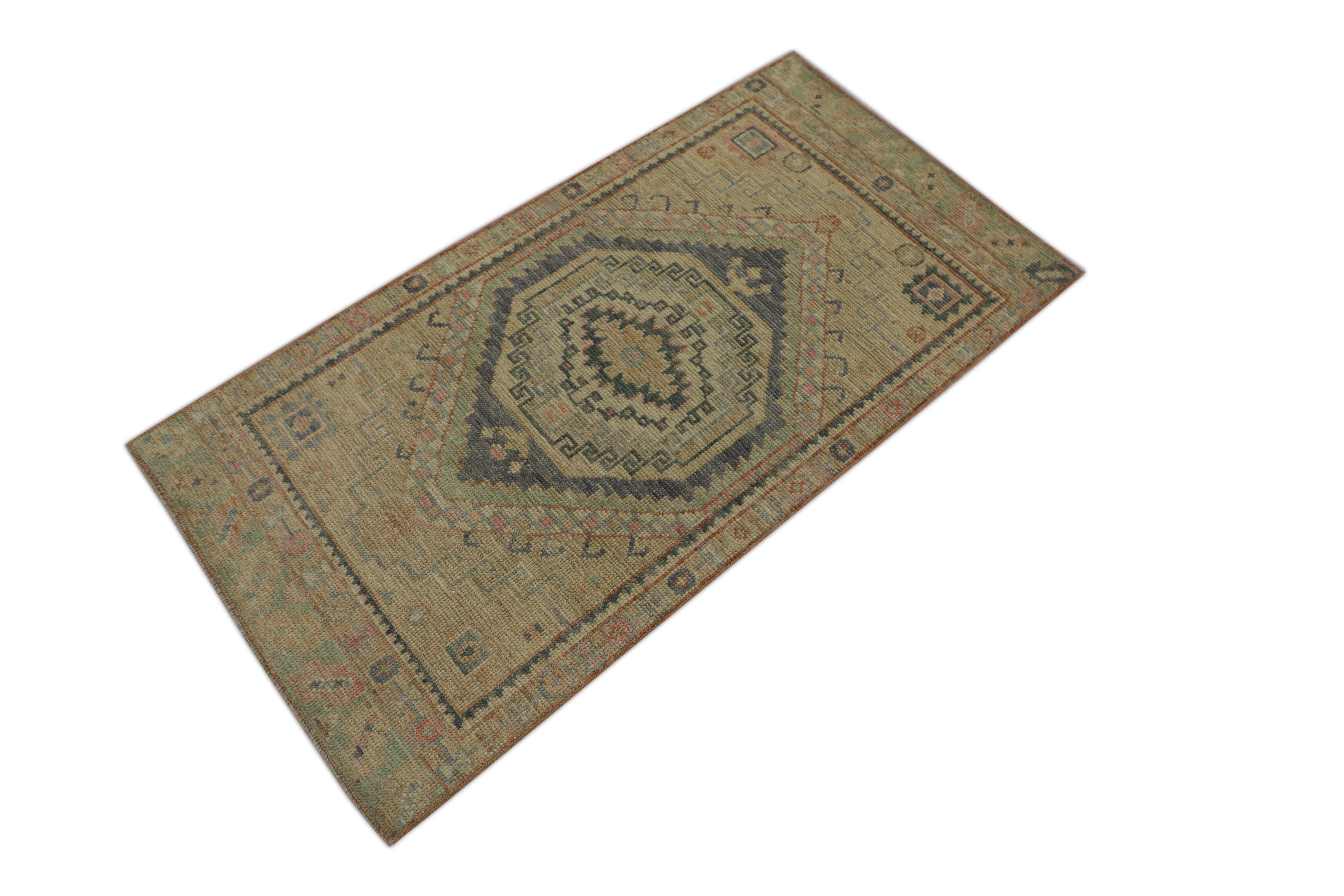 Oushak Rug Oriental Hand Knotted Turkish Oushak 2'8