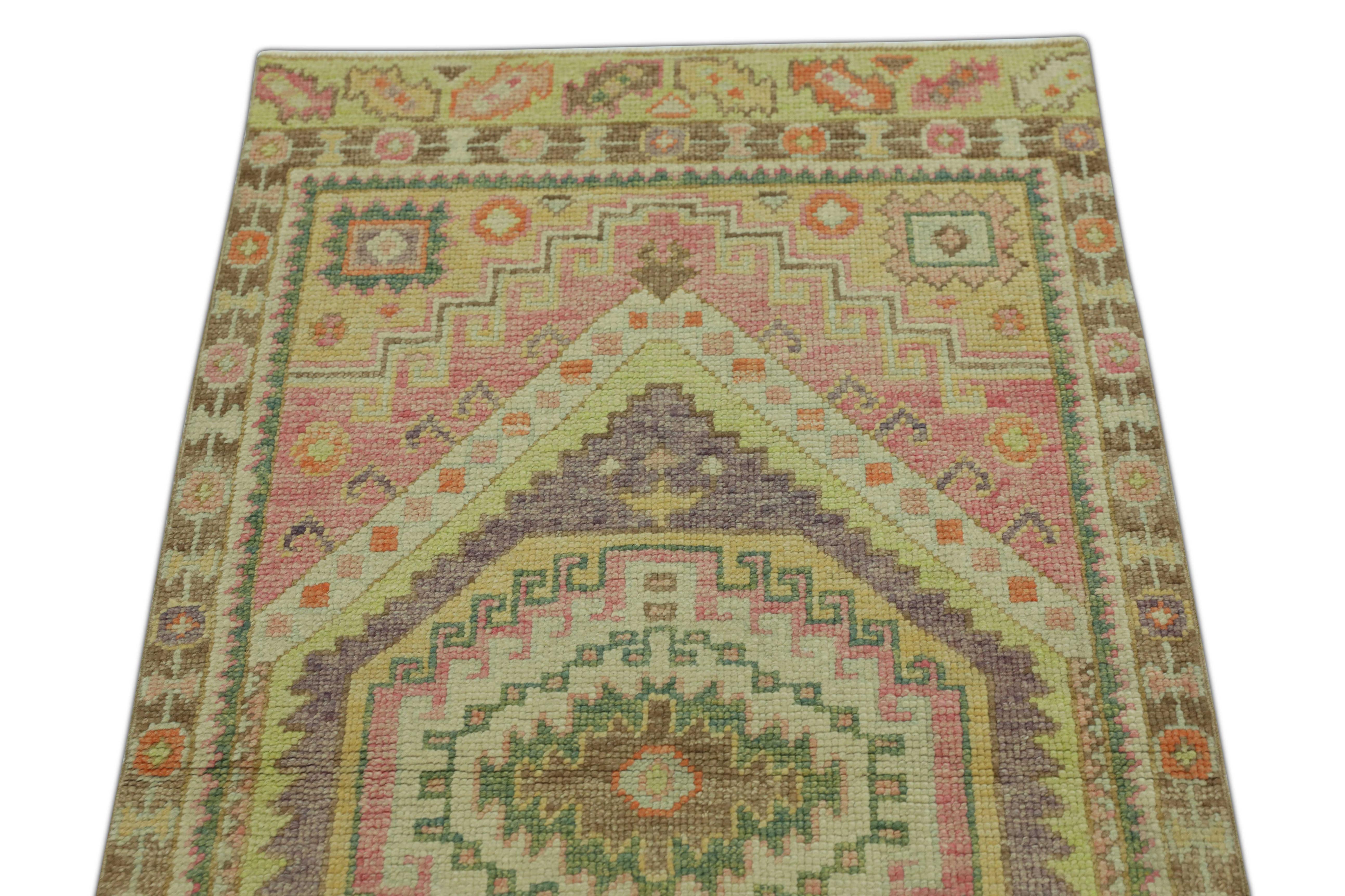 Noué à la main Tapis oriental noué à la main turc Oushak 2'9