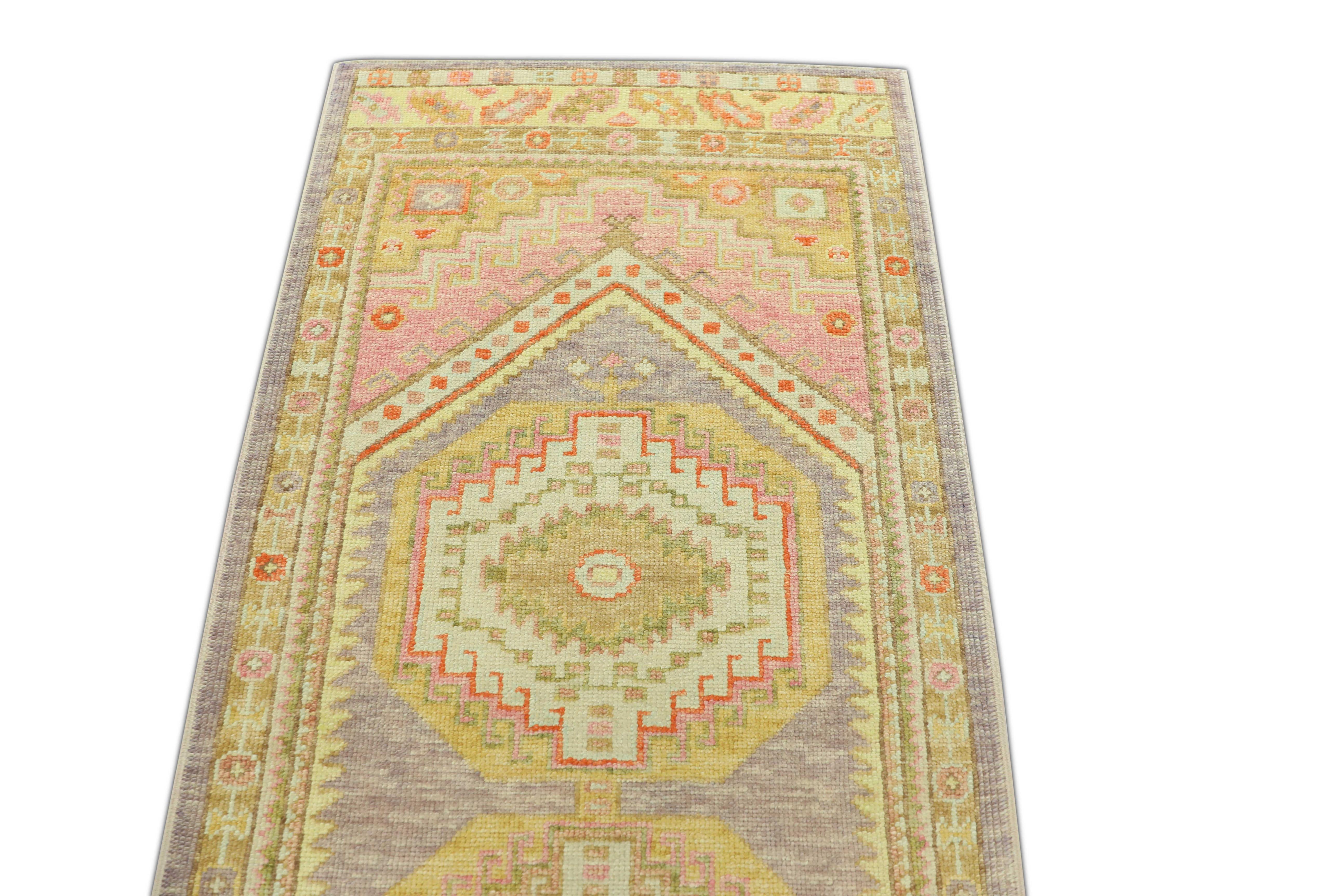 Noué à la main Tapis oriental noué à la main turc Oushak 3' x 10'10