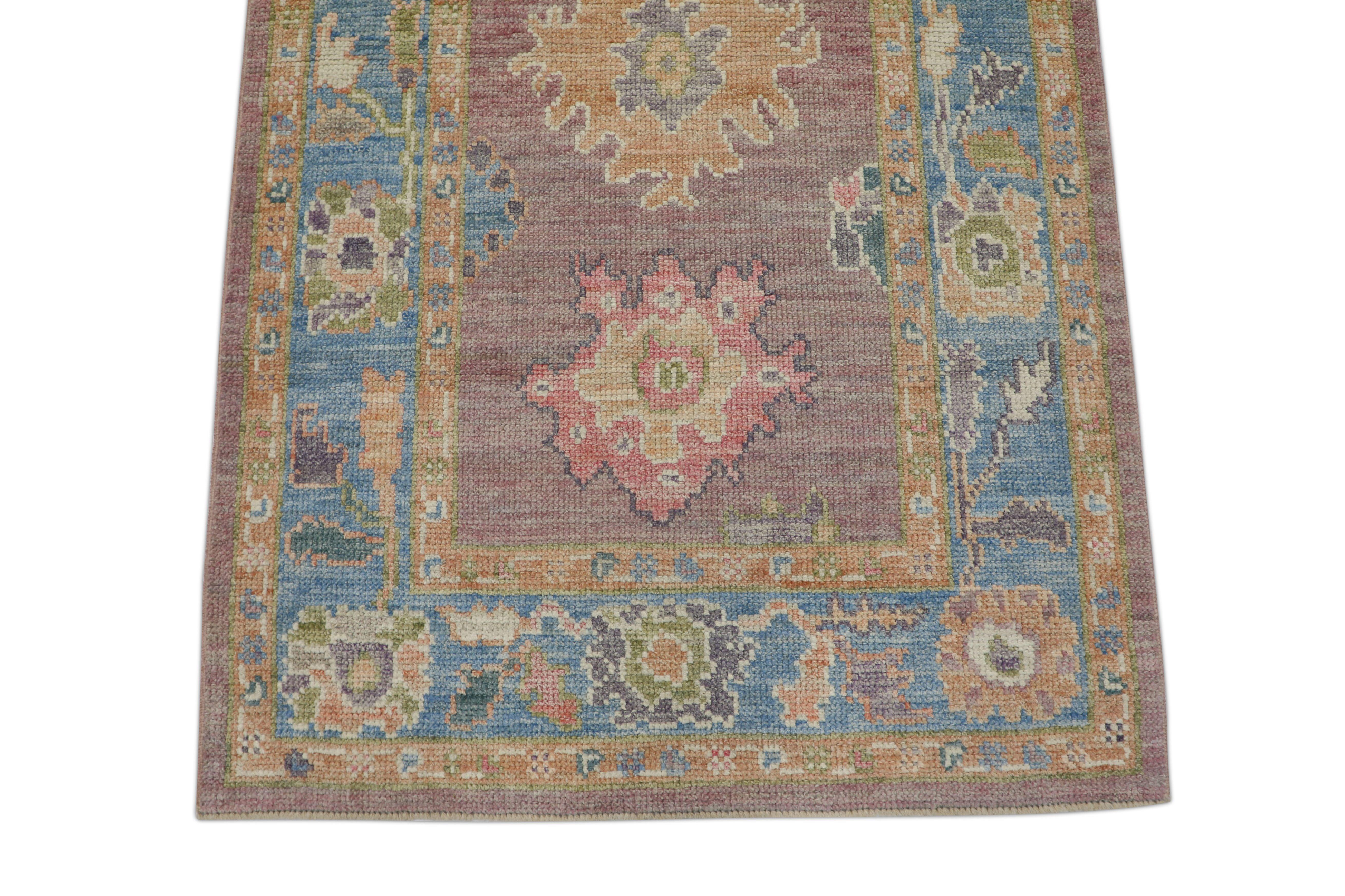 Tappeto Oushak Orientale annodato a mano Turco Oushak 3' x 5' #2033
Esplora una collezione curata di passatoie per corridoi, tappeti di lana e capolavori fatti a mano, dove l'eleganza incontra la funzionalità. Eleva il tuo spazio con una varietà di