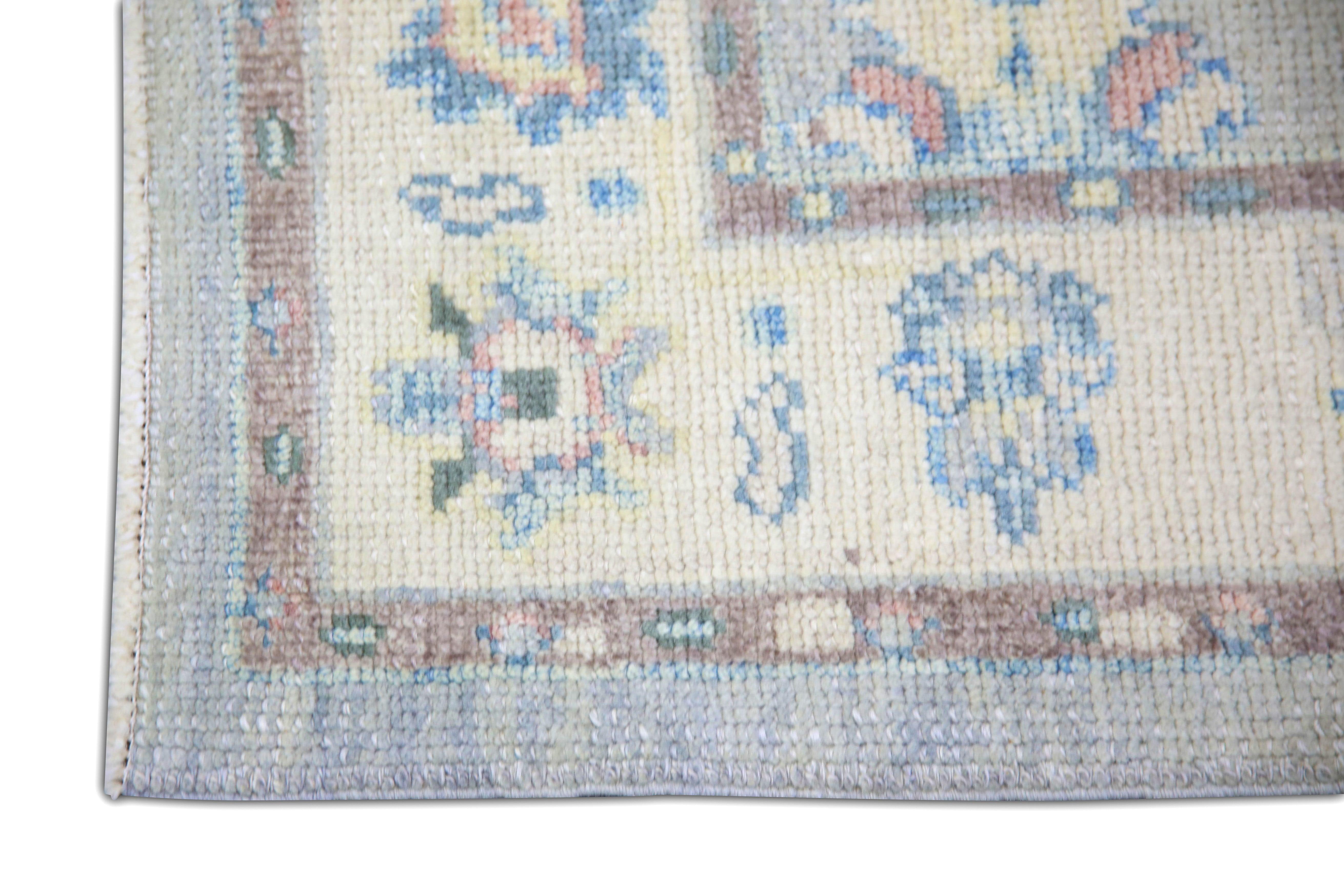 Hand-Knotted Oushak Rug Oriental Hand Knotted Turkish Oushak 3'1