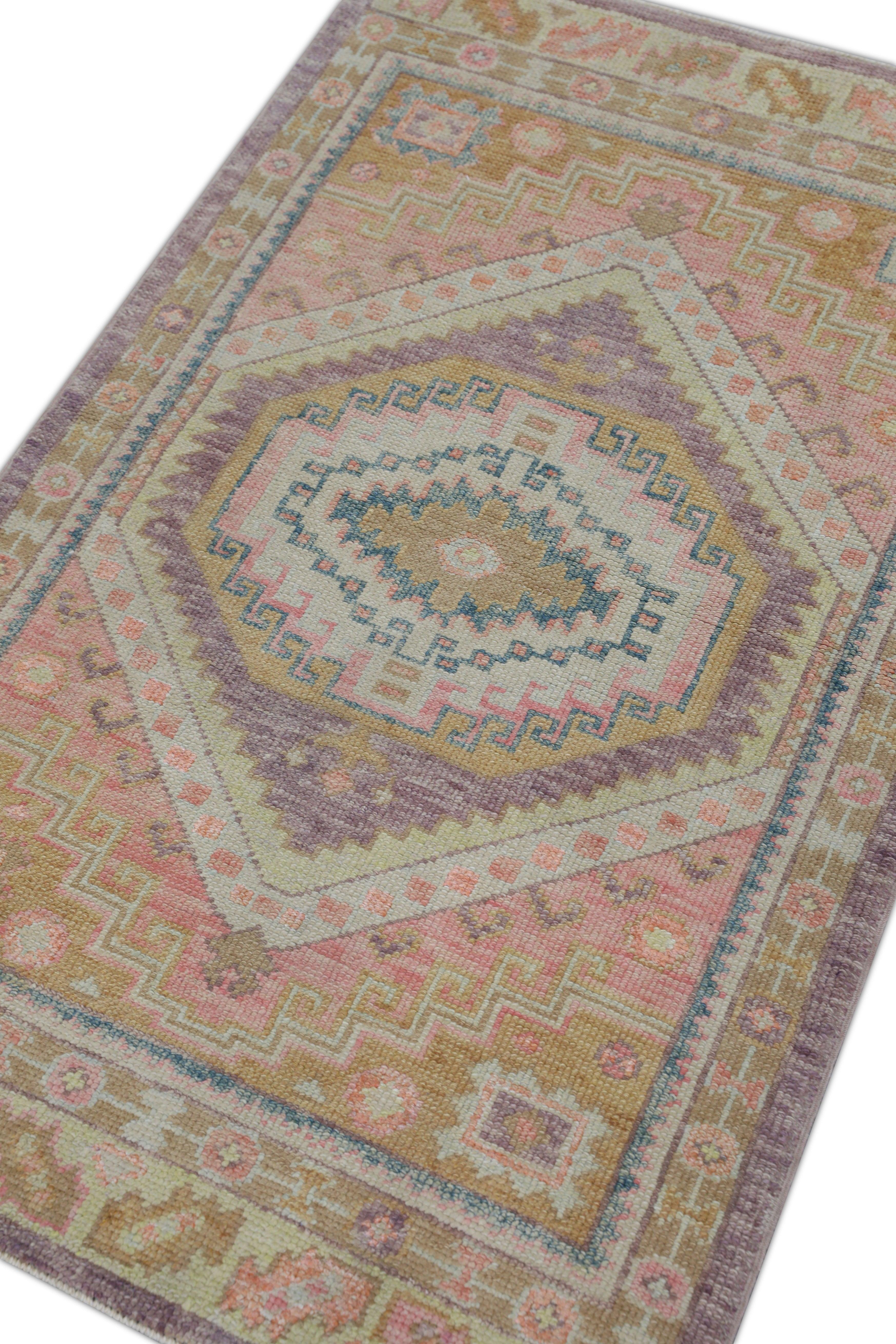 Hand-Knotted Oushak Rug Oriental Hand Knotted Turkish Oushak 3'1
