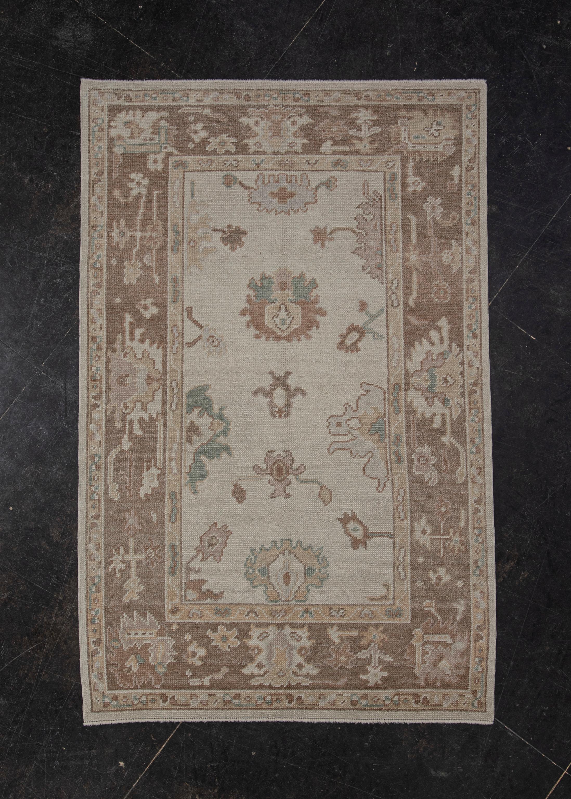 XXIe siècle et contemporain Tapis oriental noué à la main turc Oushak 3'9