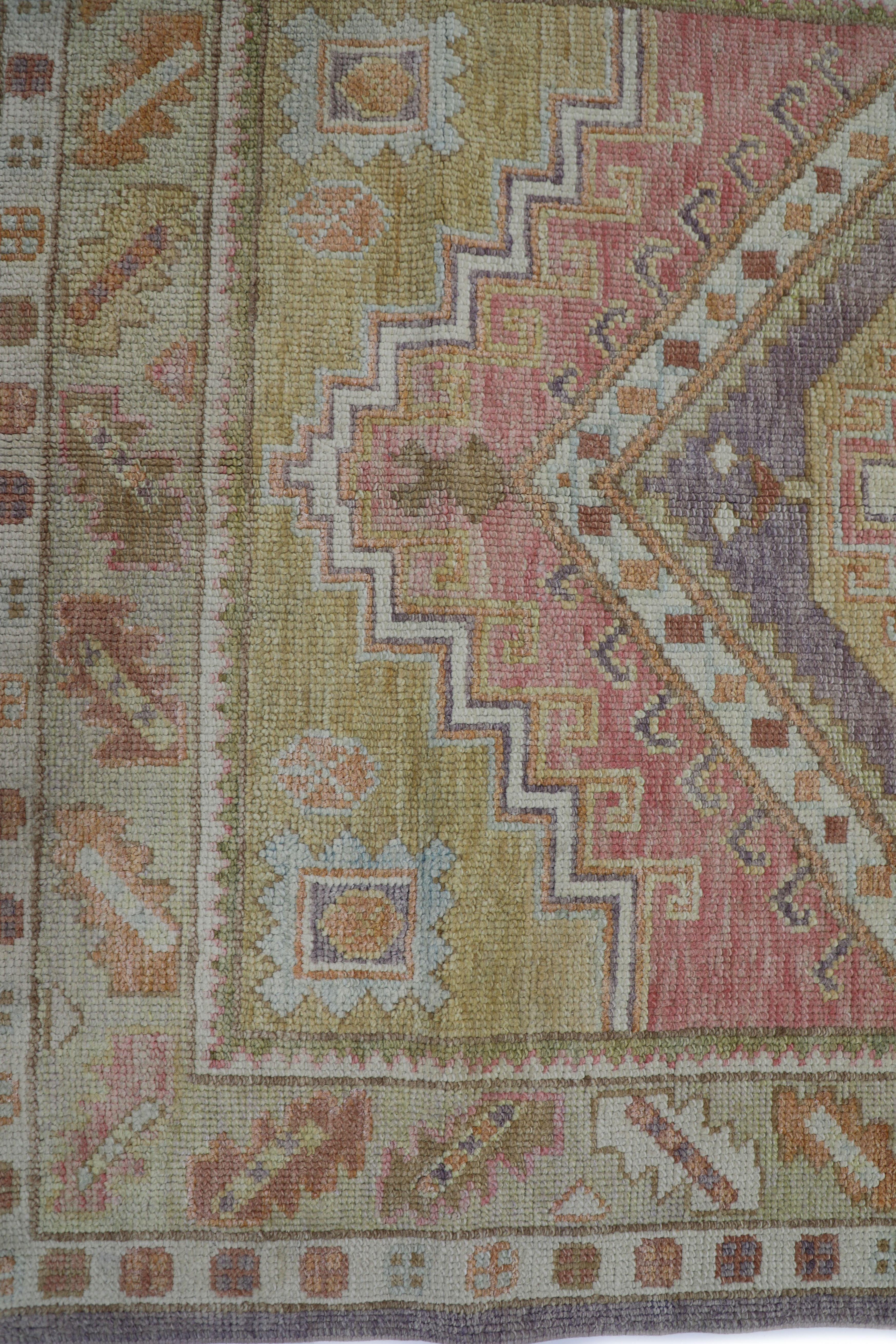 Hand-Knotted Oushak Rug Oriental Hand Knotted Turkish Oushak 4' x 5'11