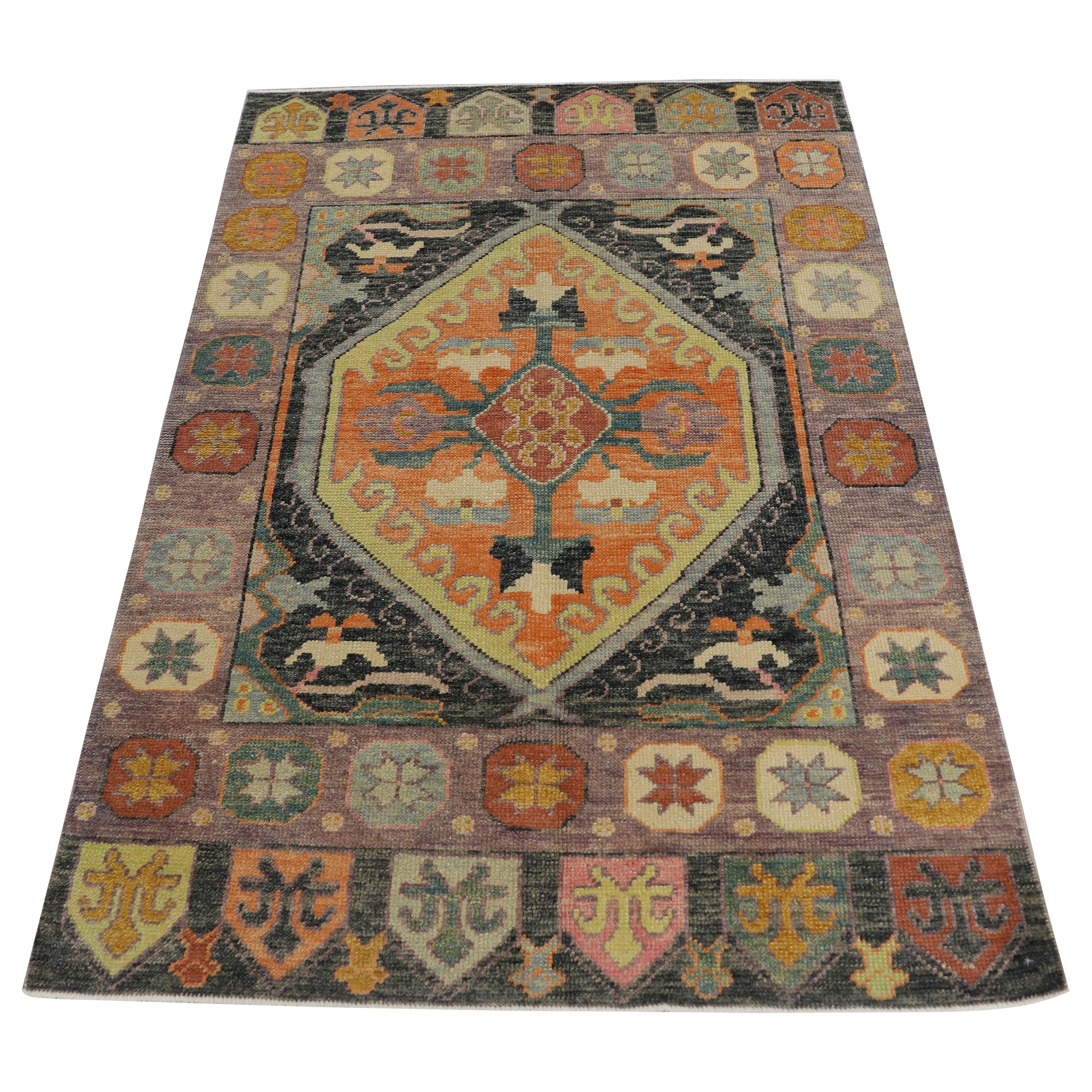 Tappeto Oushak Orientale annodato a mano Turco Oushak 4' x 5'11" #343 in vendita